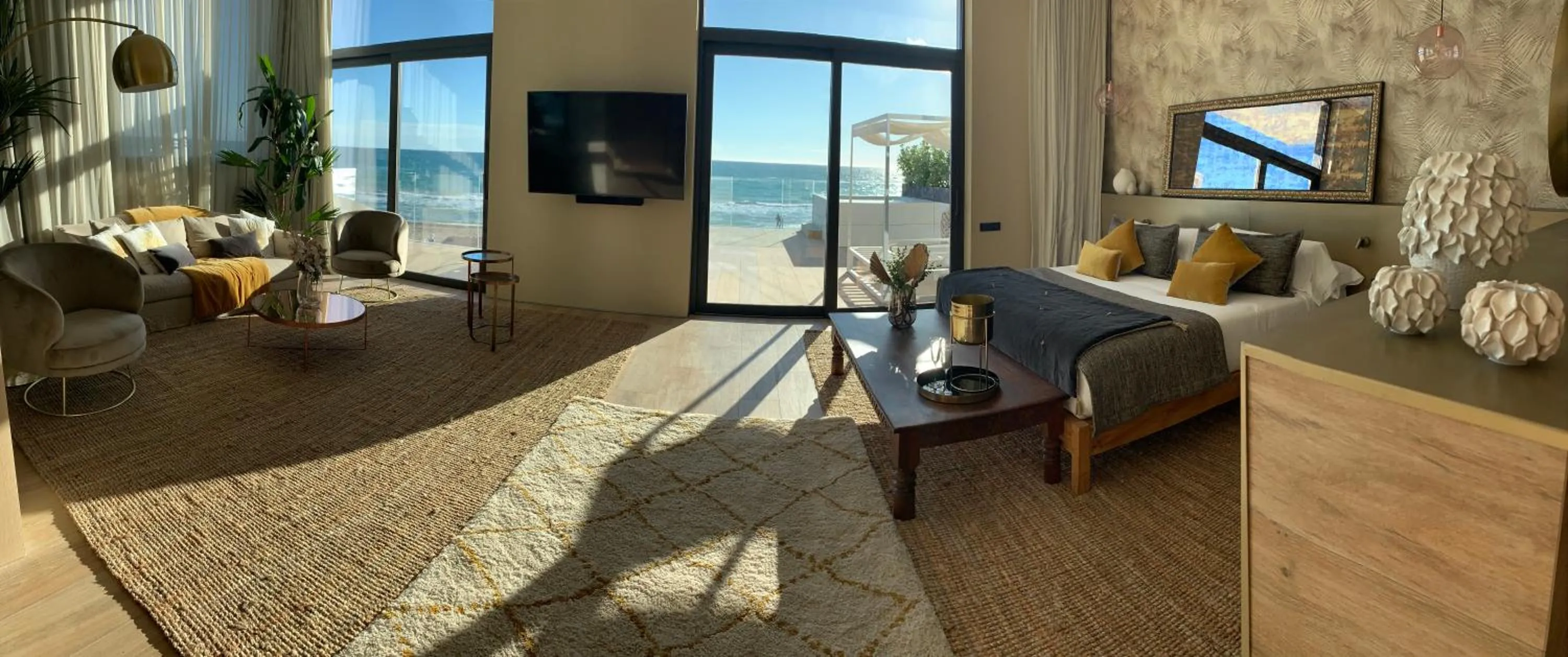 Photo of the whole room in Playa Grande by Tropical