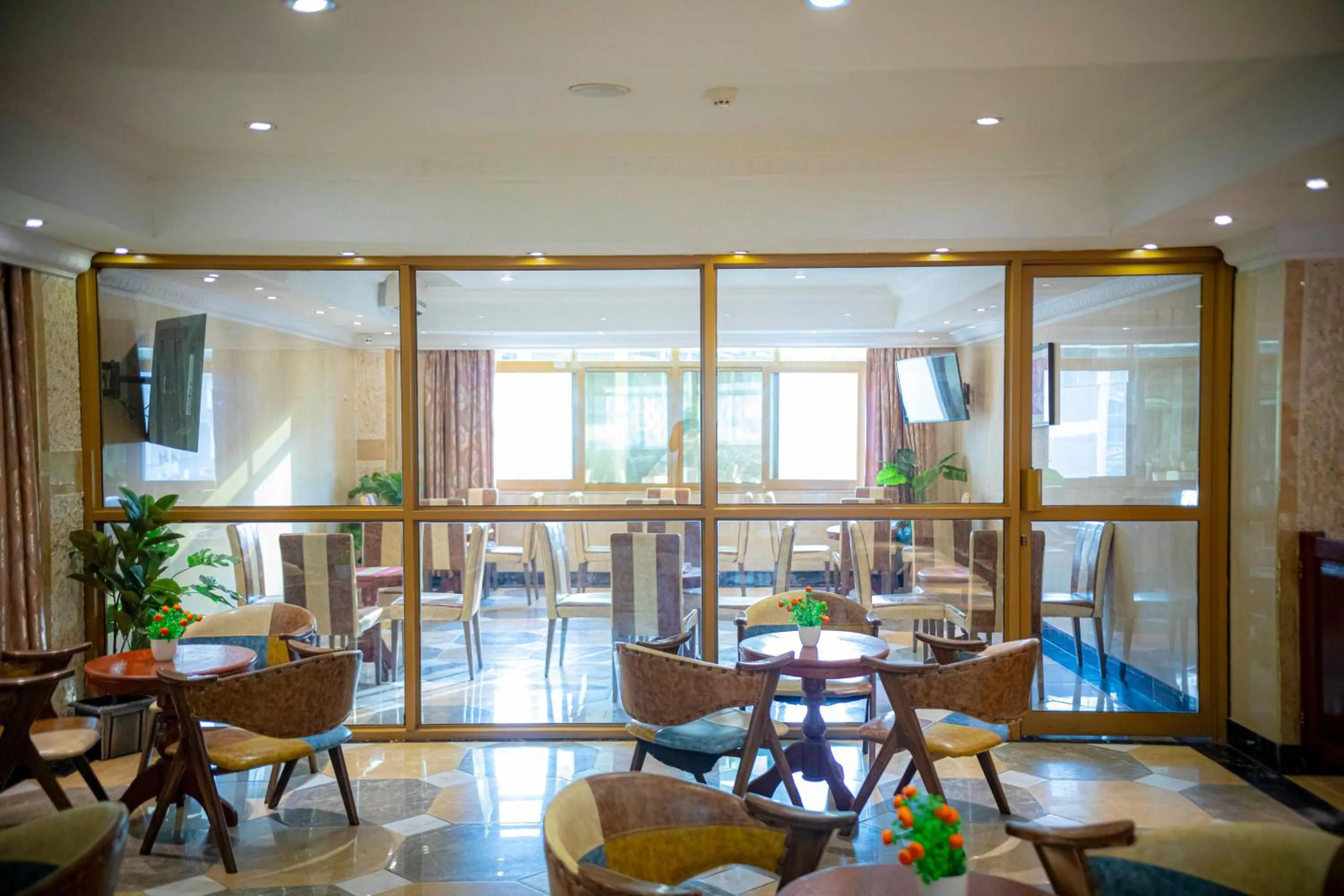 Restaurant/places to eat in Tiffany Diamond Hotels Ltd - Indira Gandhi street