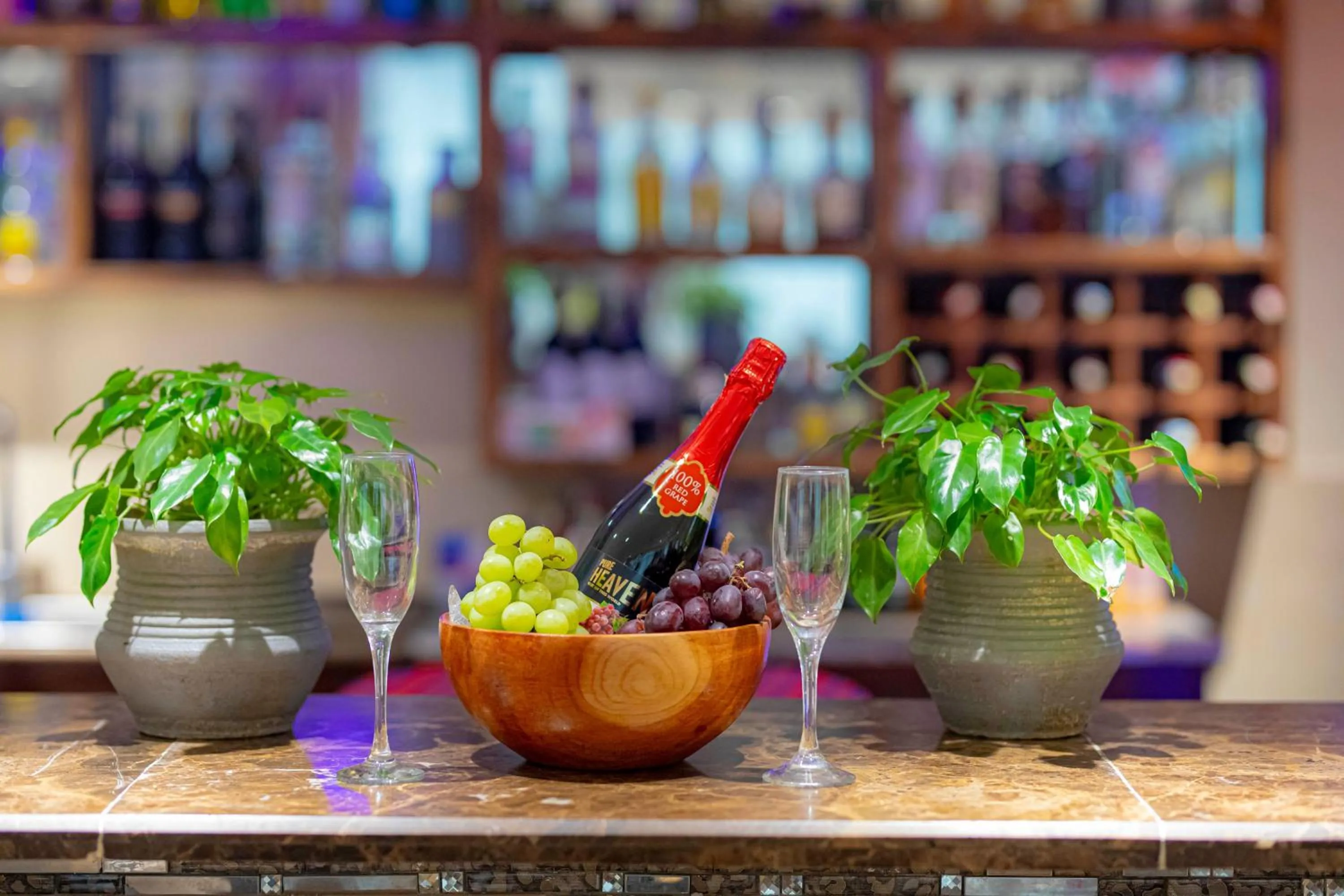 Lounge or bar in Tiffany Diamond Hotels Ltd - Indira Gandhi street