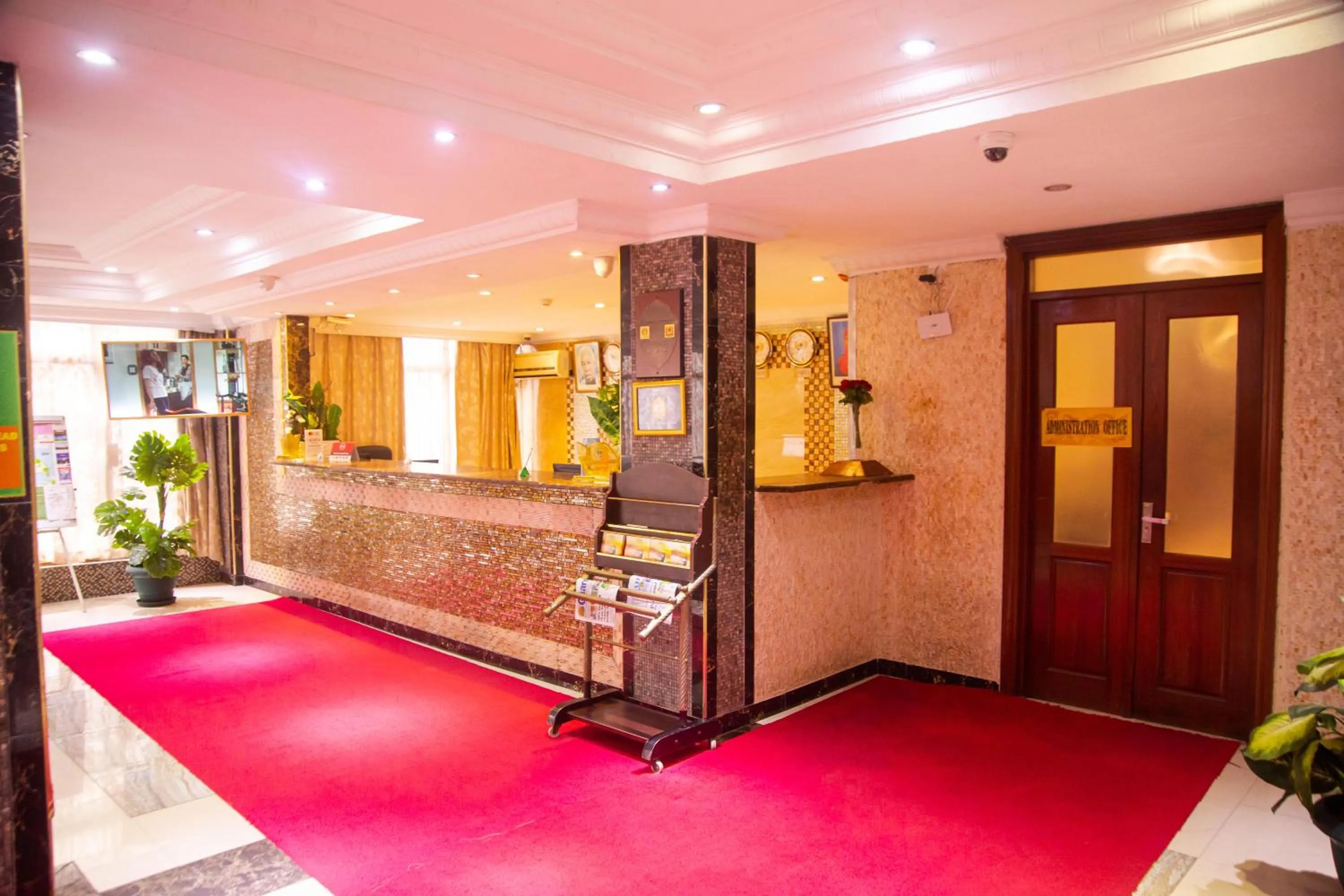 Lobby or reception in Tiffany Diamond Hotels Ltd - Indira Gandhi street