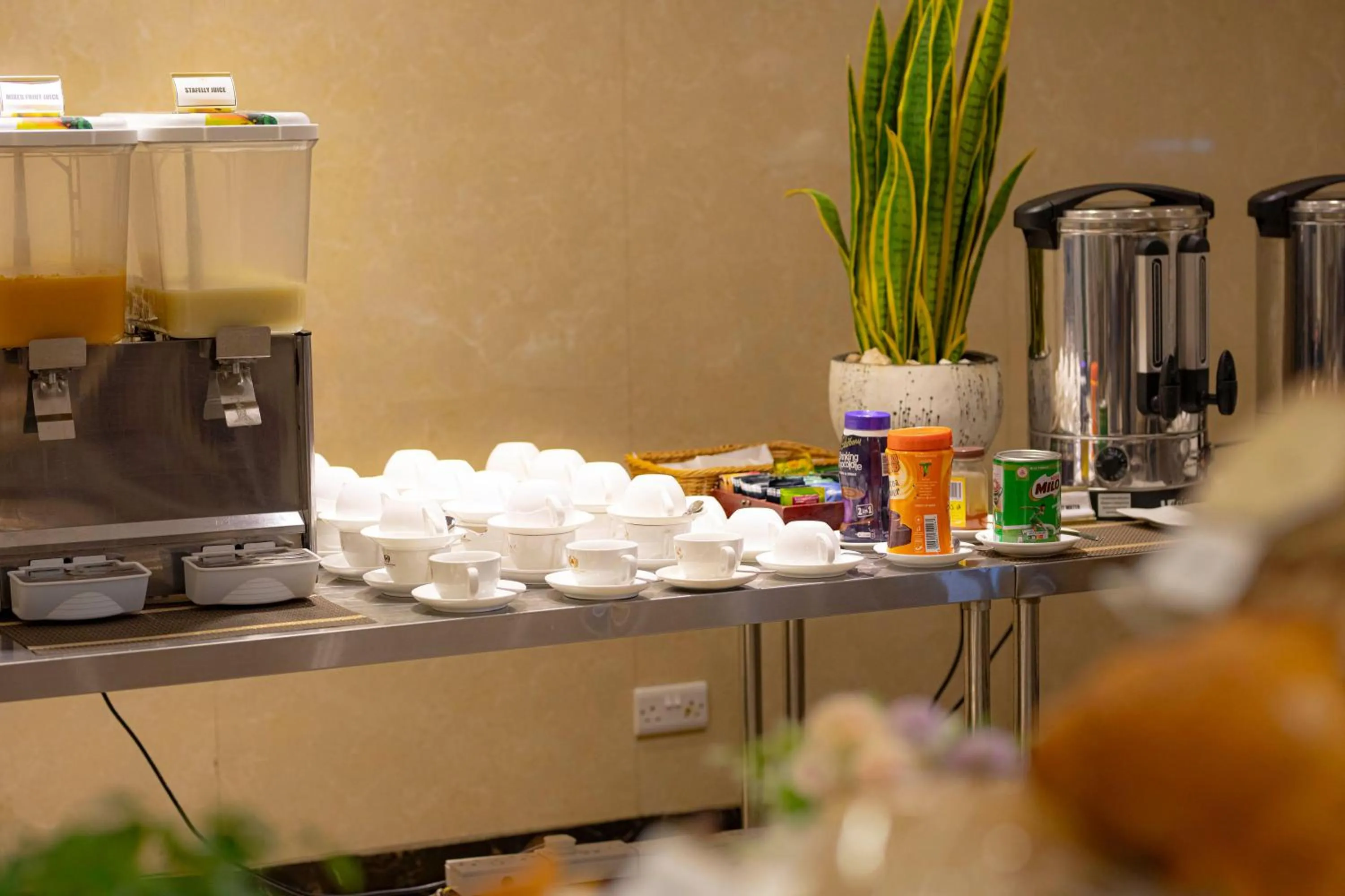 Buffet breakfast in Tiffany Diamond Hotels Ltd - Indira Gandhi street