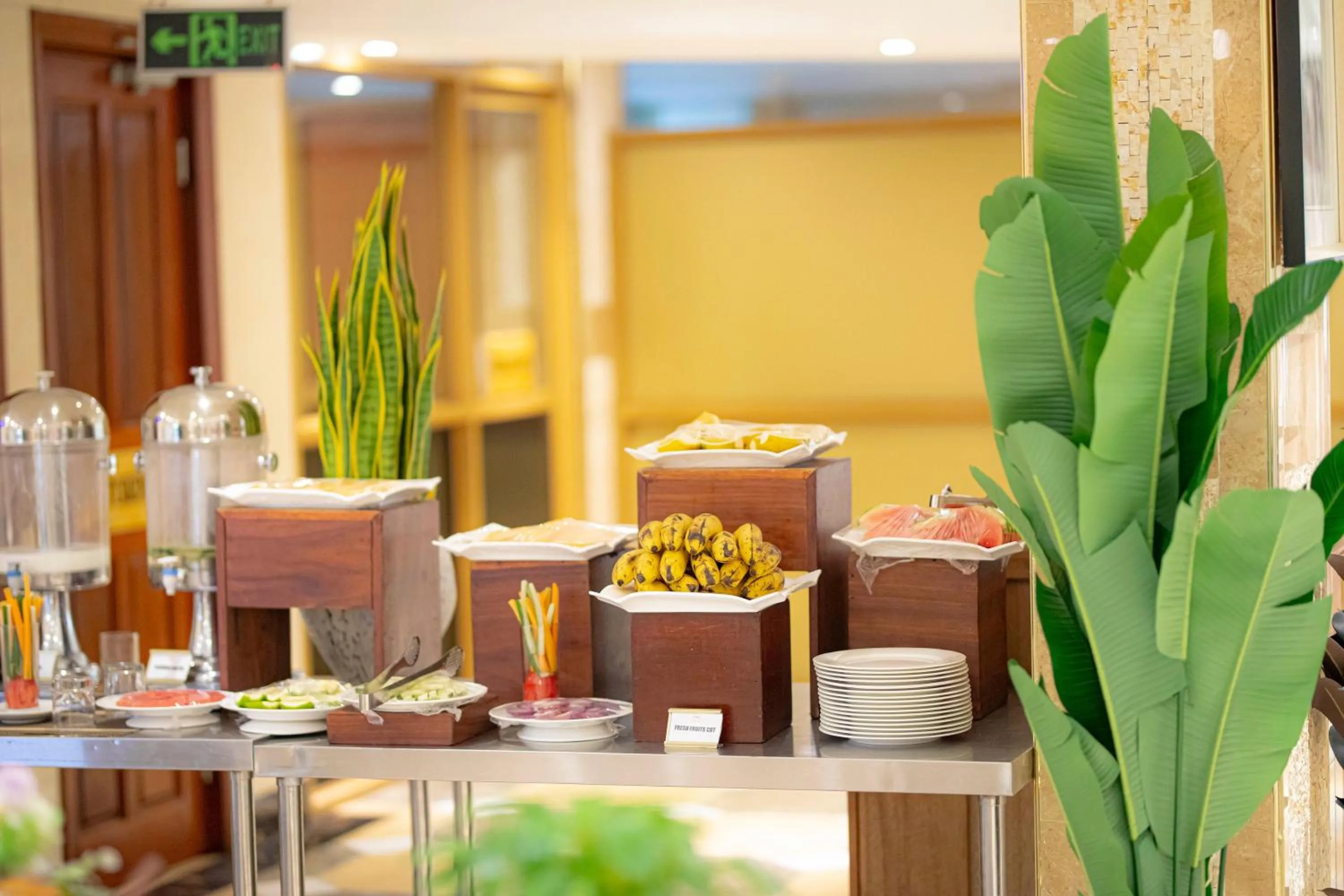 Buffet breakfast in Tiffany Diamond Hotels Ltd - Indira Gandhi street