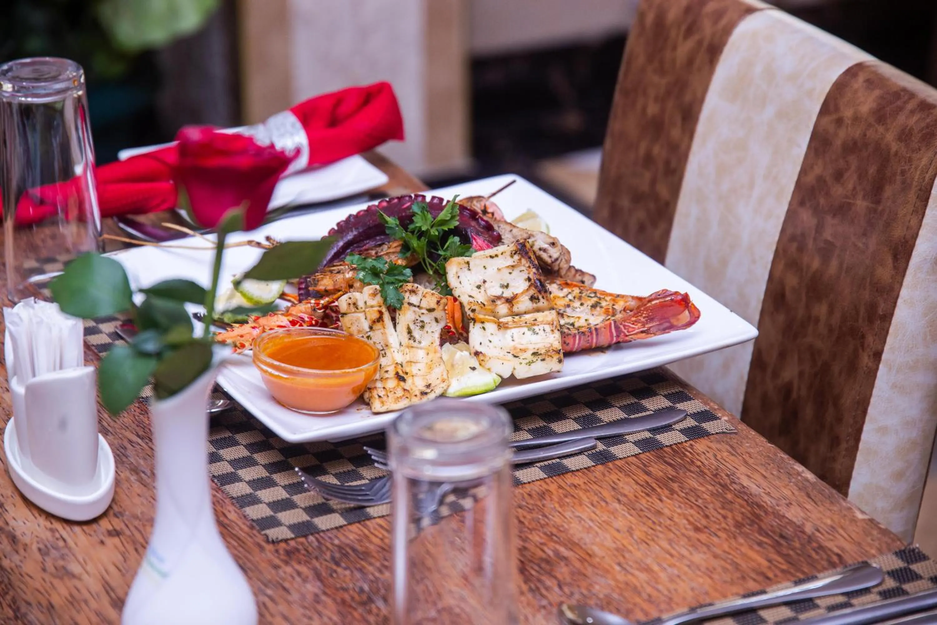 Lunch in Tiffany Diamond Hotels Ltd - Indira Gandhi street