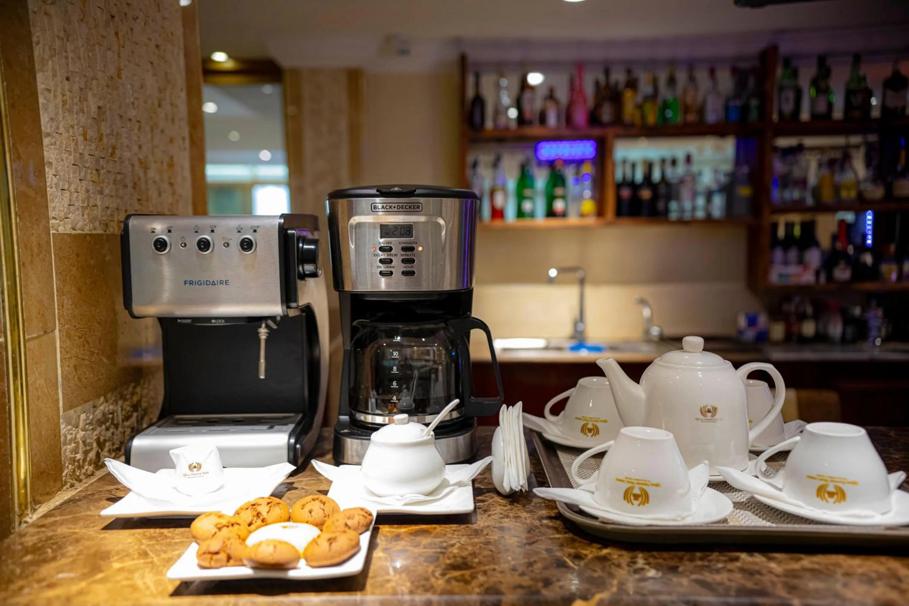Coffee/tea facilities in Tiffany Diamond Hotels Ltd - Indira Gandhi street