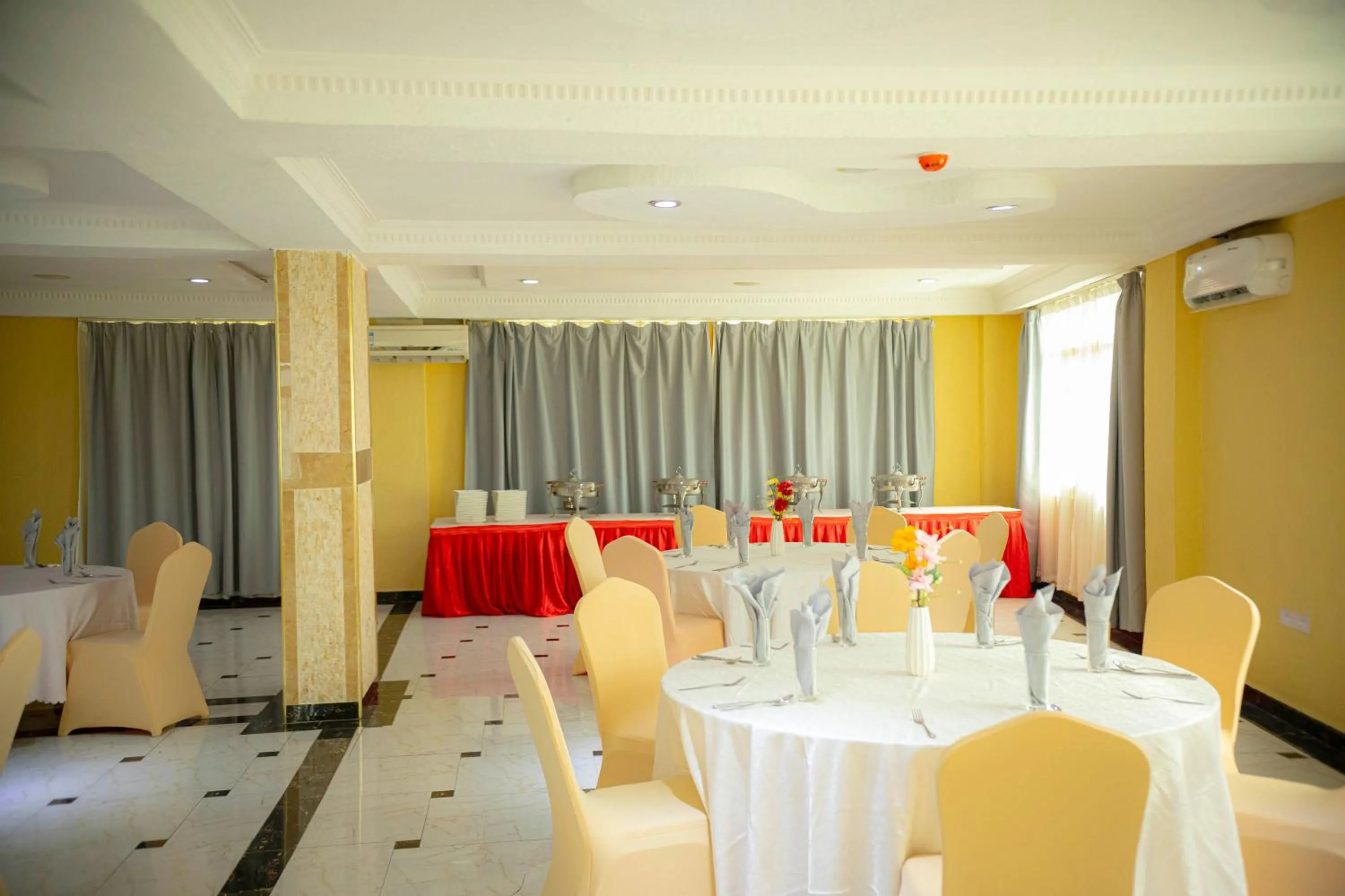 Banquet/Function facilities in Tiffany Diamond Hotels Ltd - Indira Gandhi street