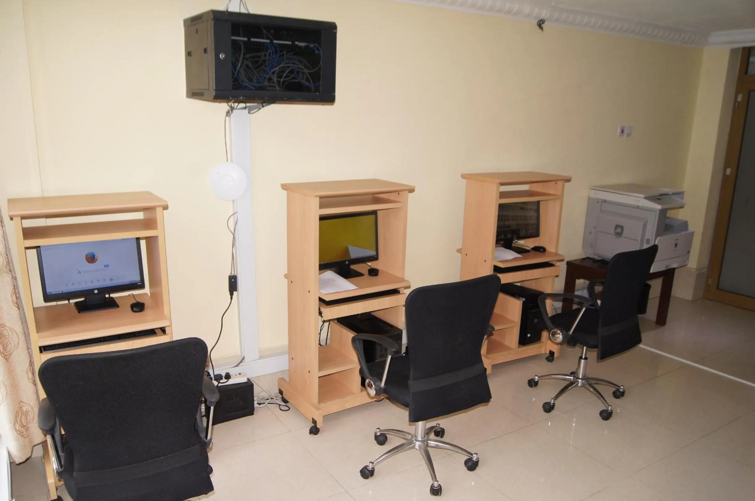 Business facilities in Tiffany Diamond Hotels Ltd - Indira Gandhi street