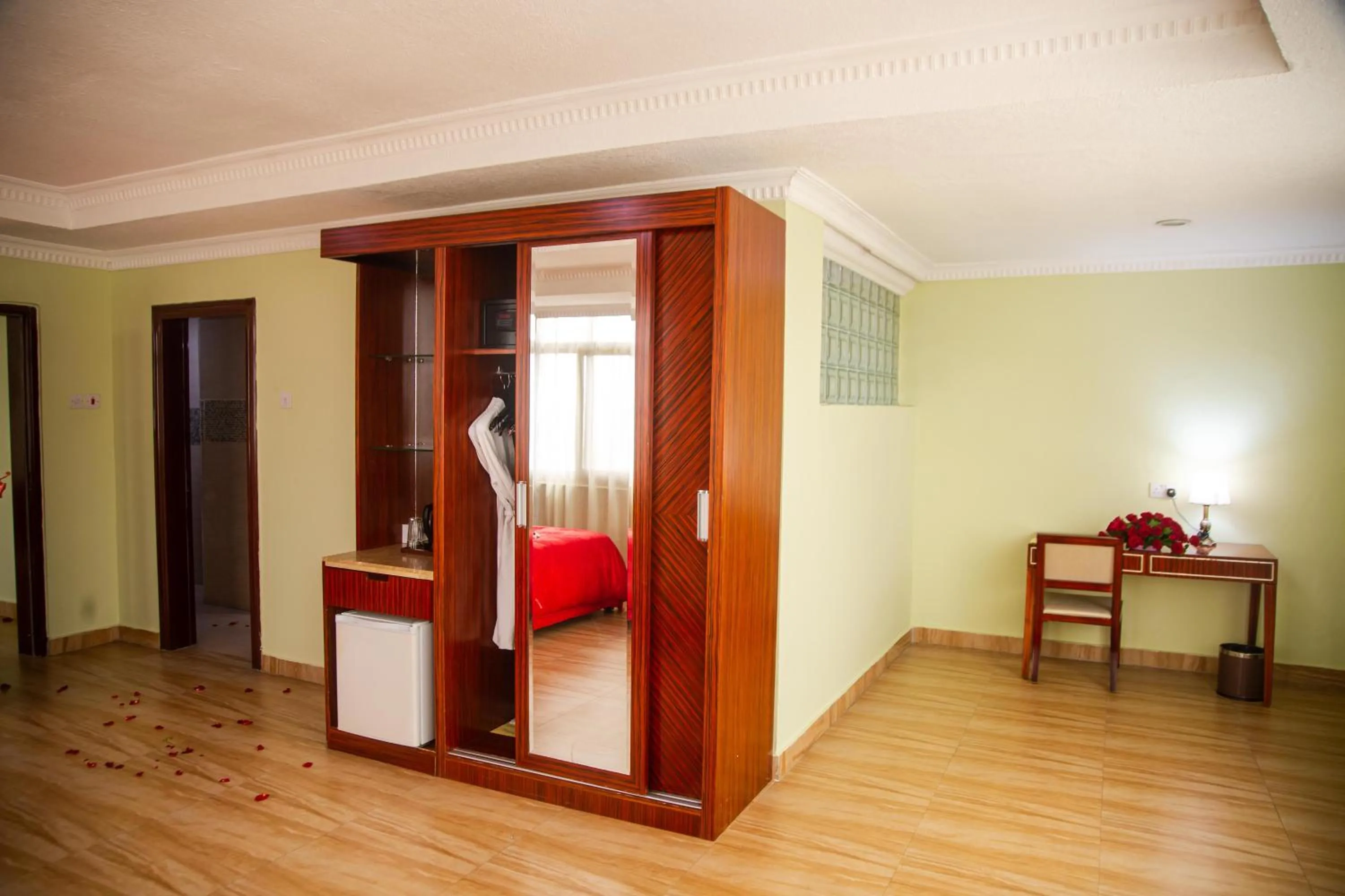 wardrobe, Bed in Tiffany Diamond Hotels Ltd - Indira Gandhi street