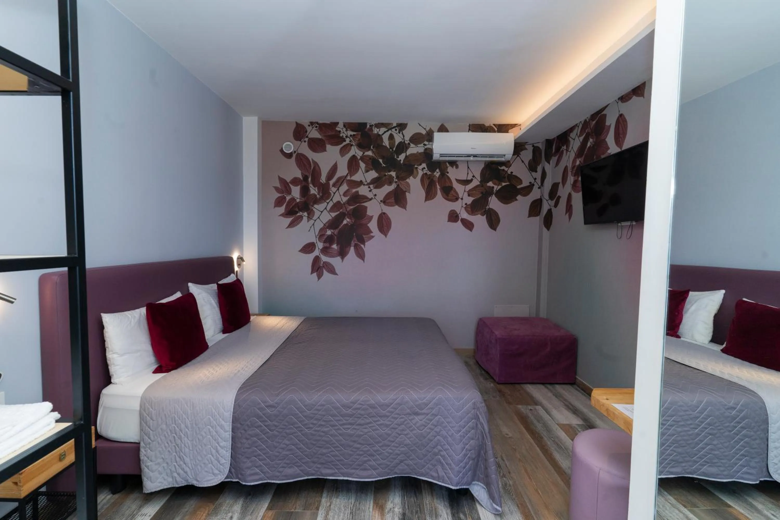 Bed in Vesuvio Inn Bed & Wine Experience