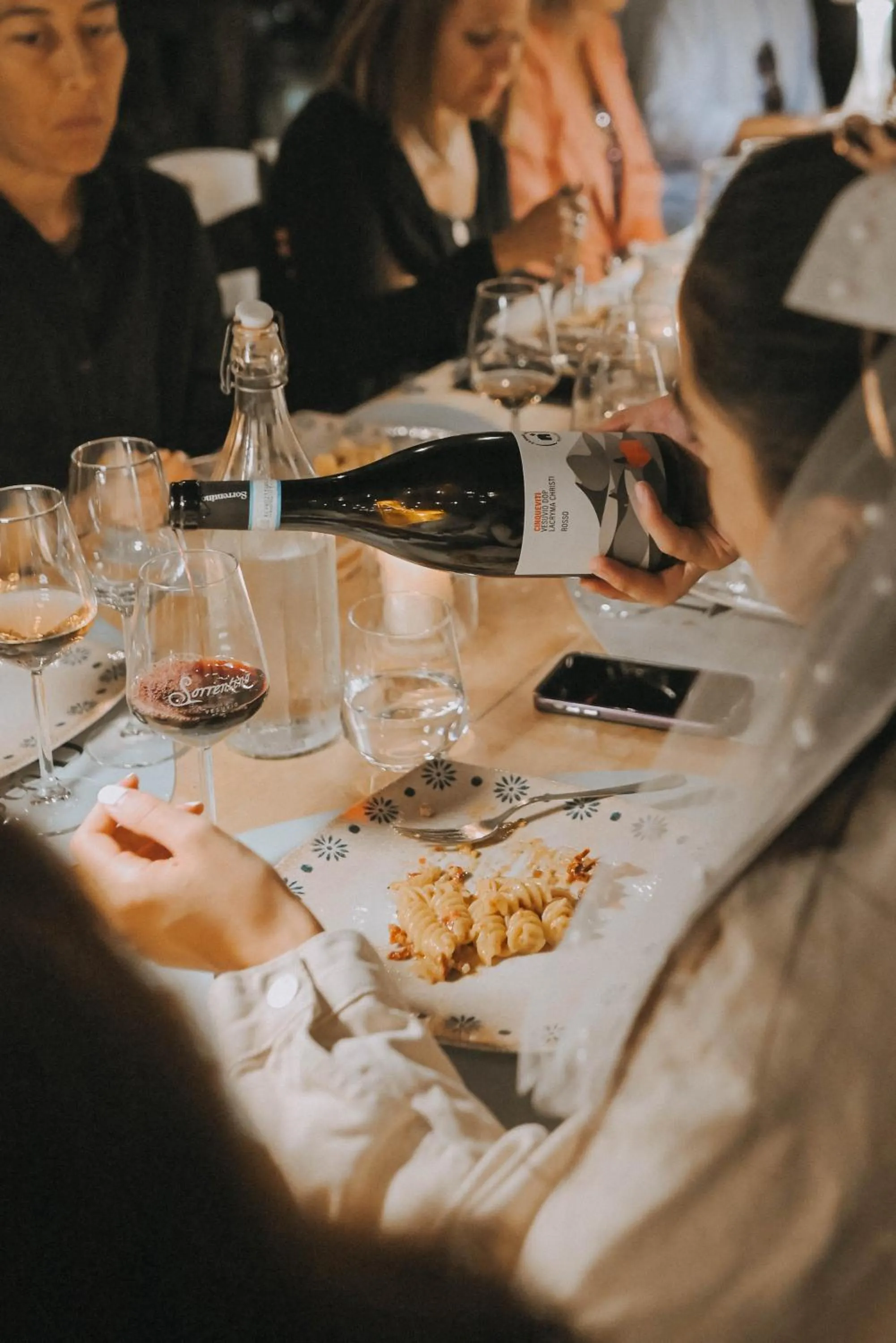 Restaurant/places to eat in Vesuvio Inn Bed & Wine Experience