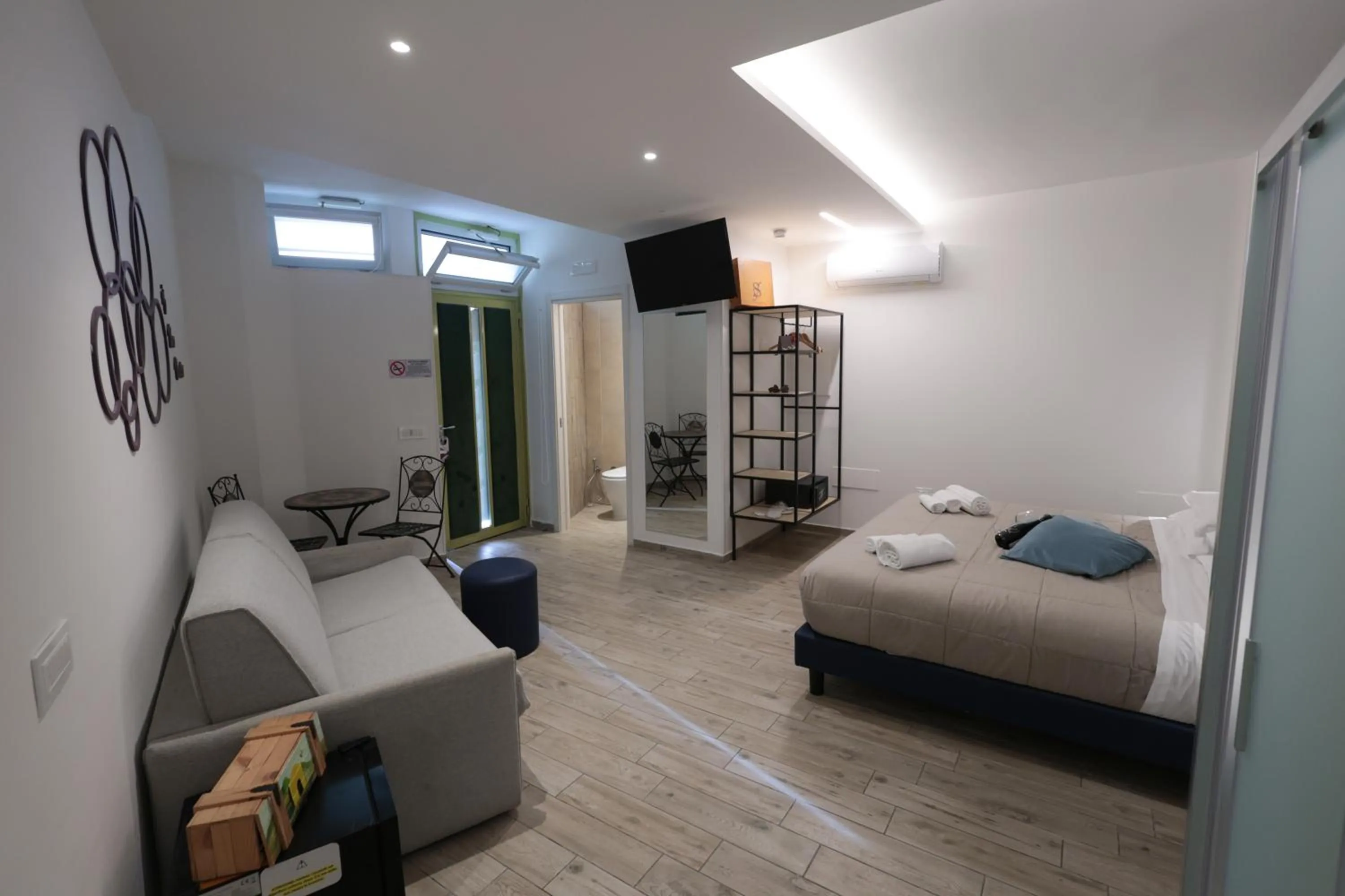 Bed in Vesuvio Inn Bed & Wine Experience