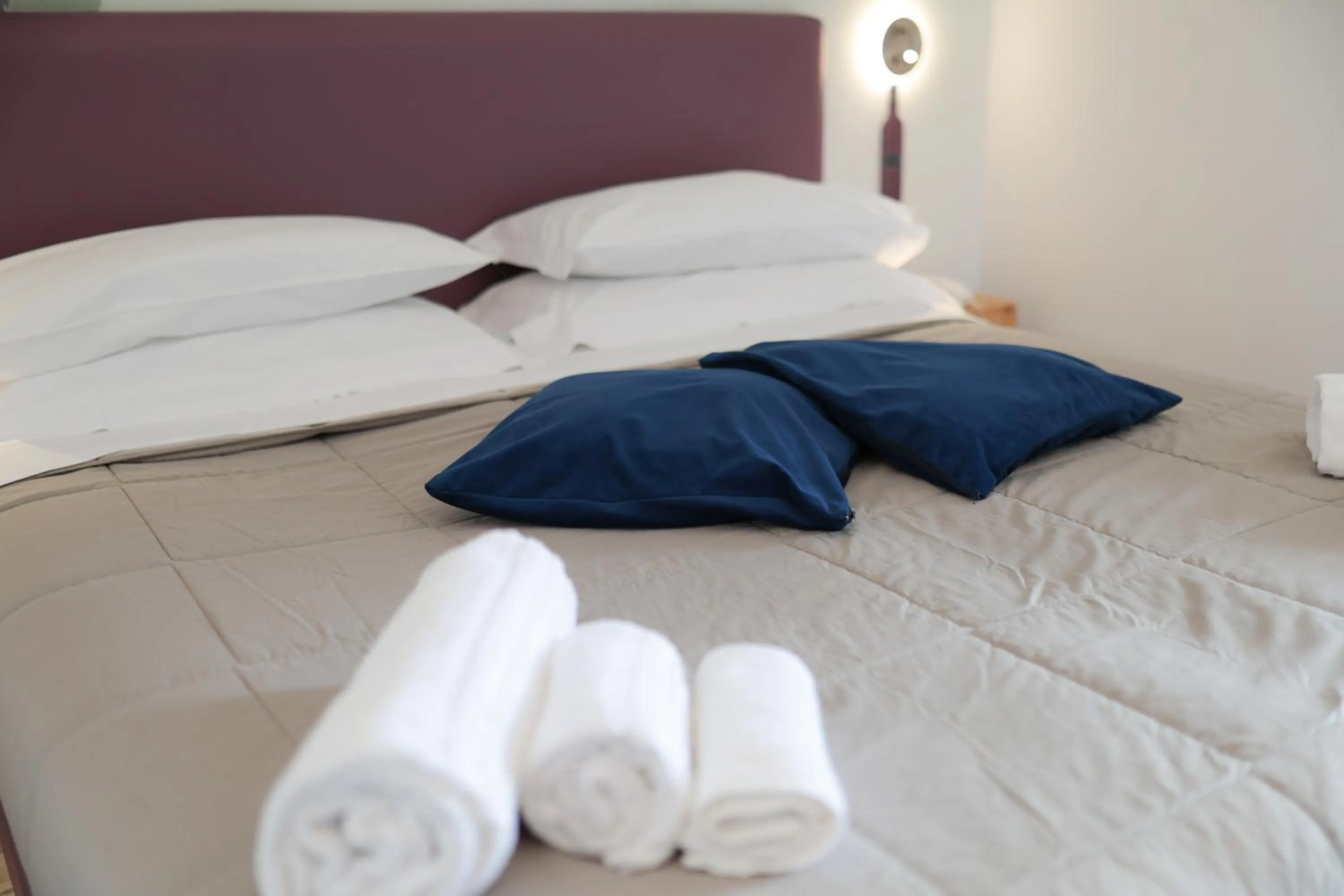 Bed in Vesuvio Inn Bed & Wine Experience