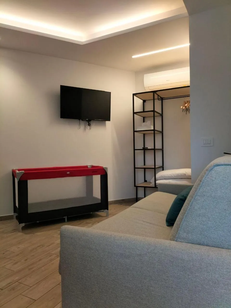 TV and multimedia, Bed in Vesuvio Inn Bed & Wine Experience