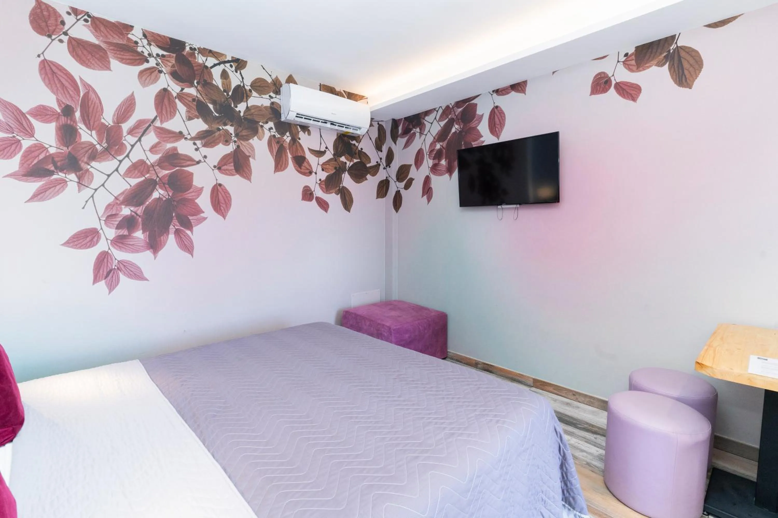 Bed in Vesuvio Inn Bed & Wine Experience