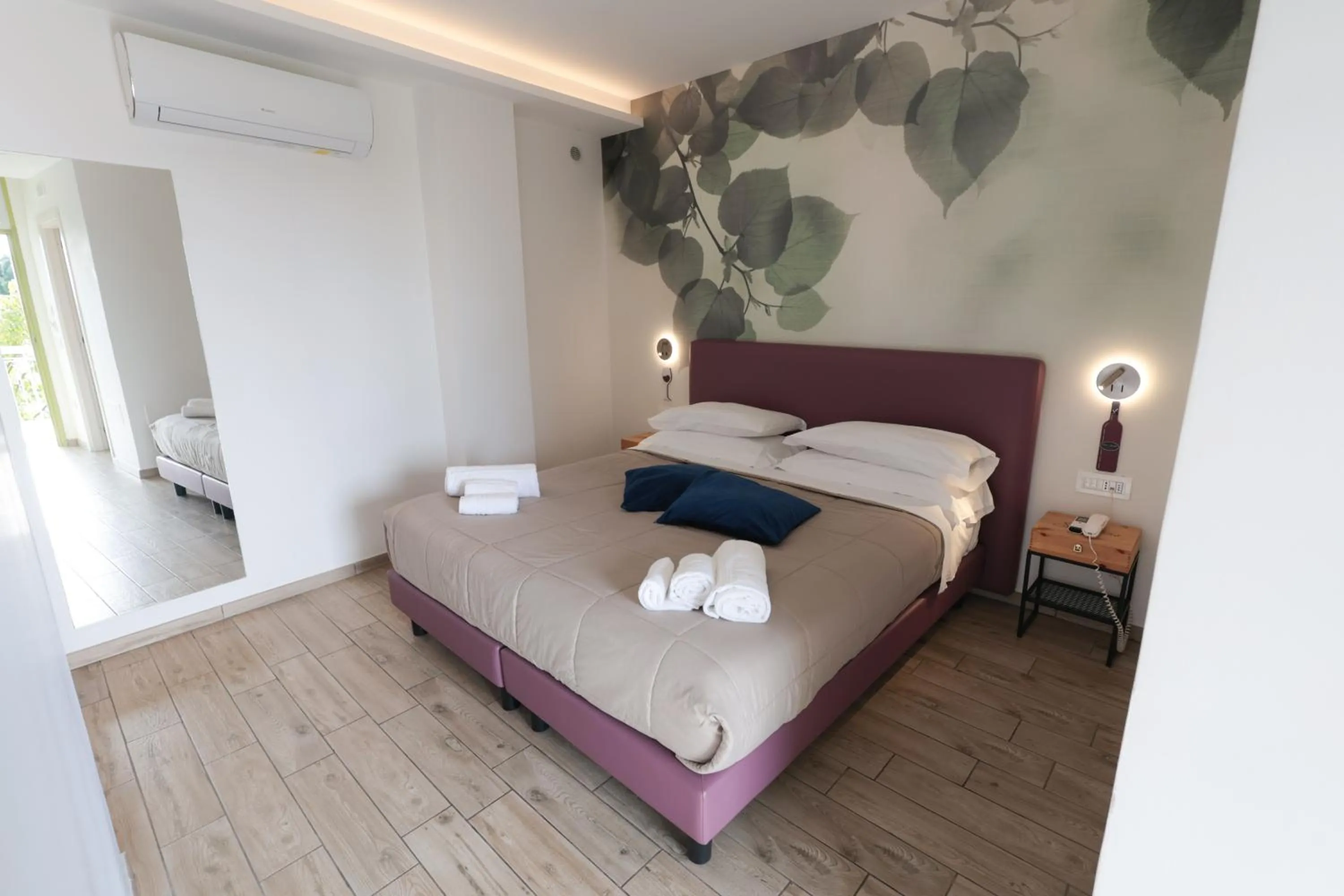 Bed in Vesuvio Inn Bed & Wine Experience