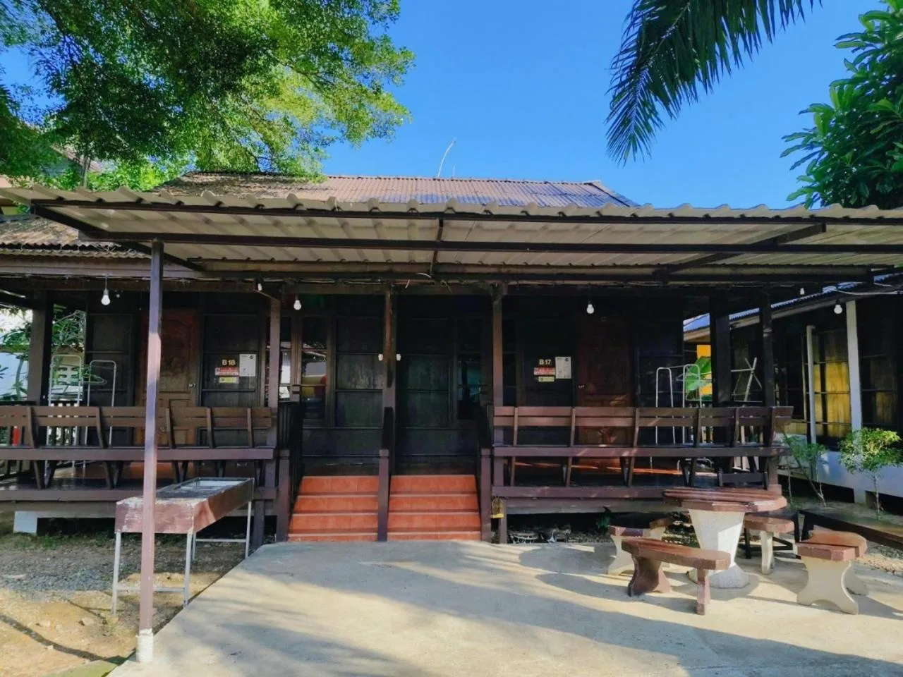 Property building in Pooma Resort