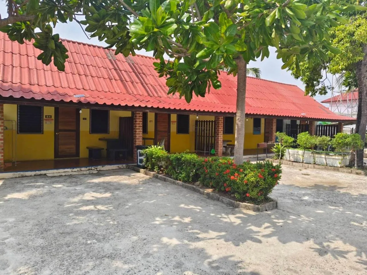Property building in Pooma Resort