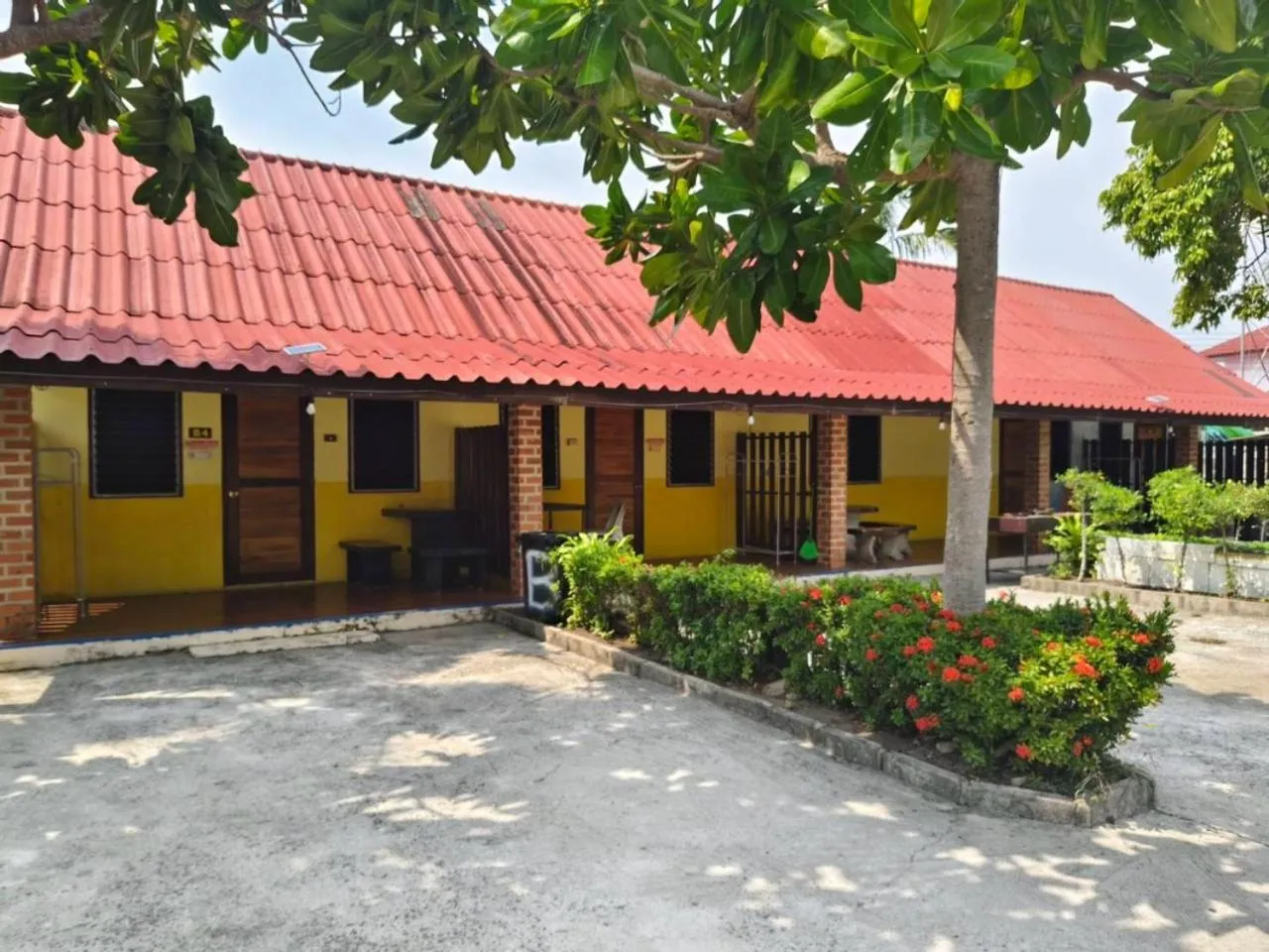 Property building in Pooma Resort