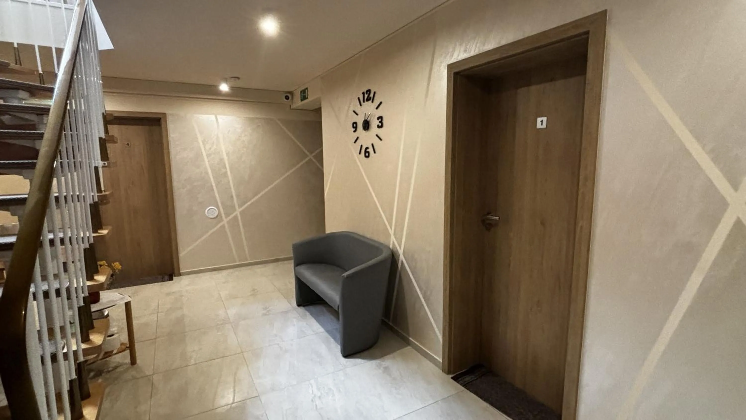 Property building in Motel Orion