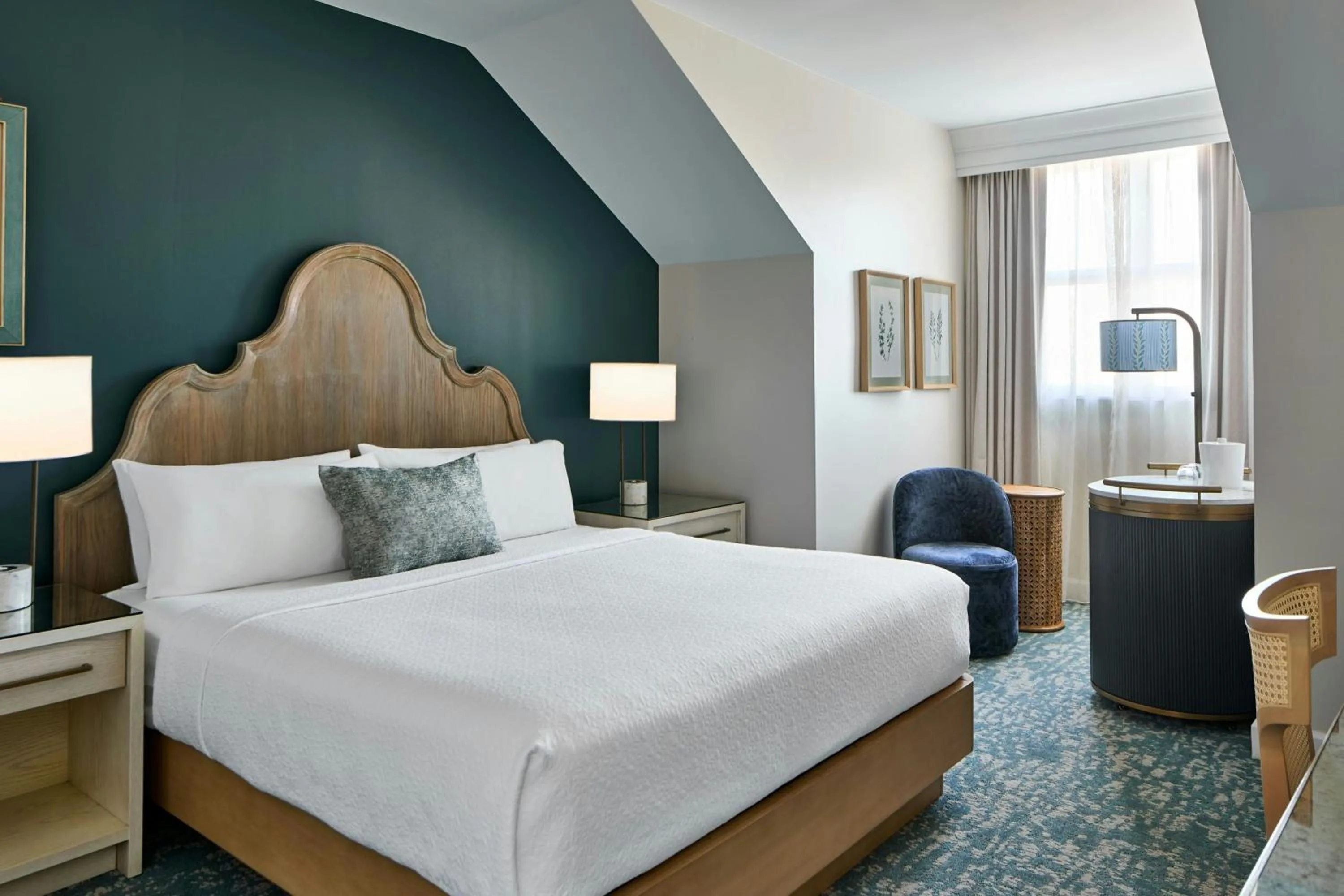 Photo of the whole room, Bed in The Inn at Celebration, Autograph Collection