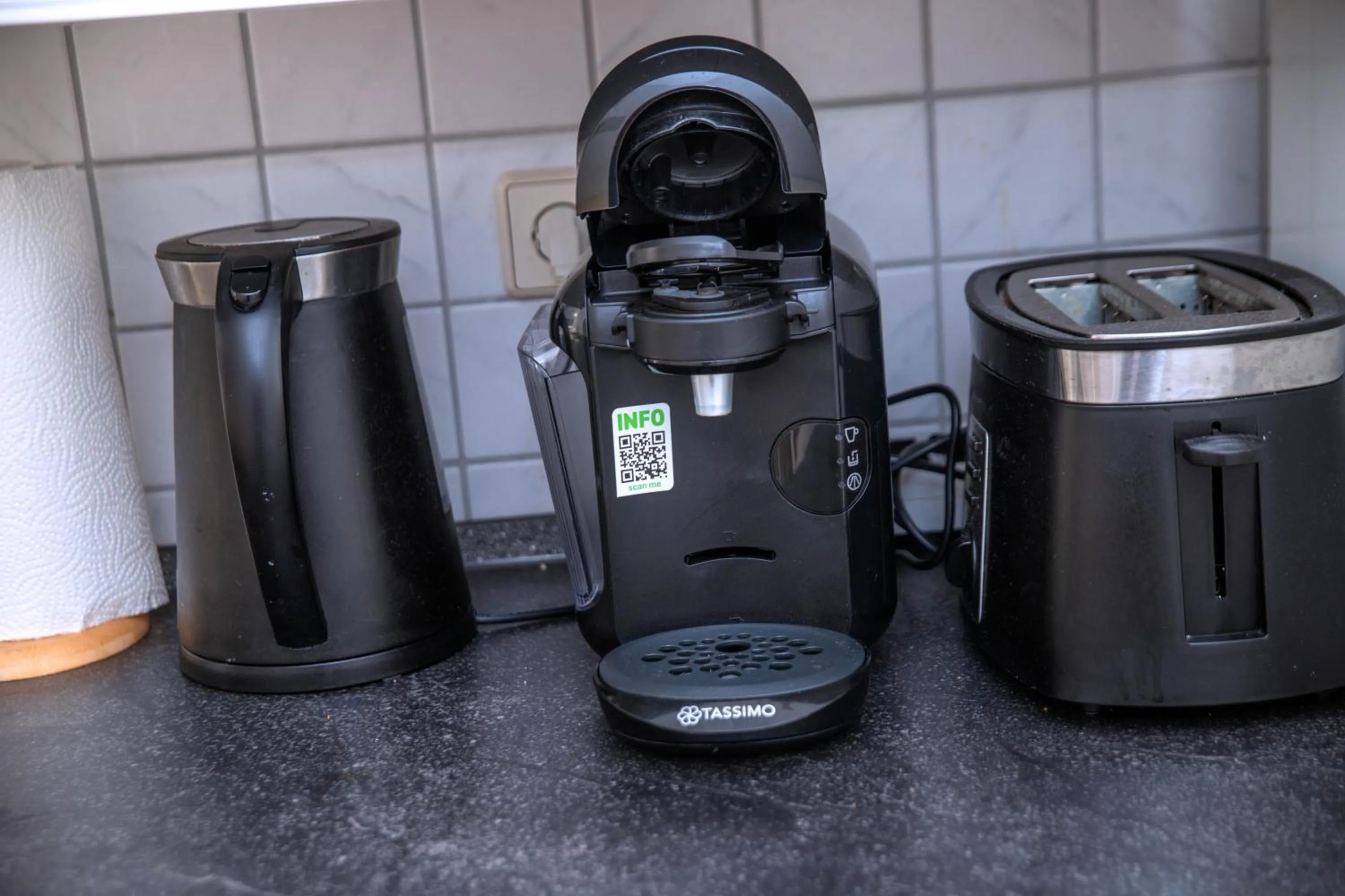 Coffee/tea facilities in Mabri Apartments Plauen