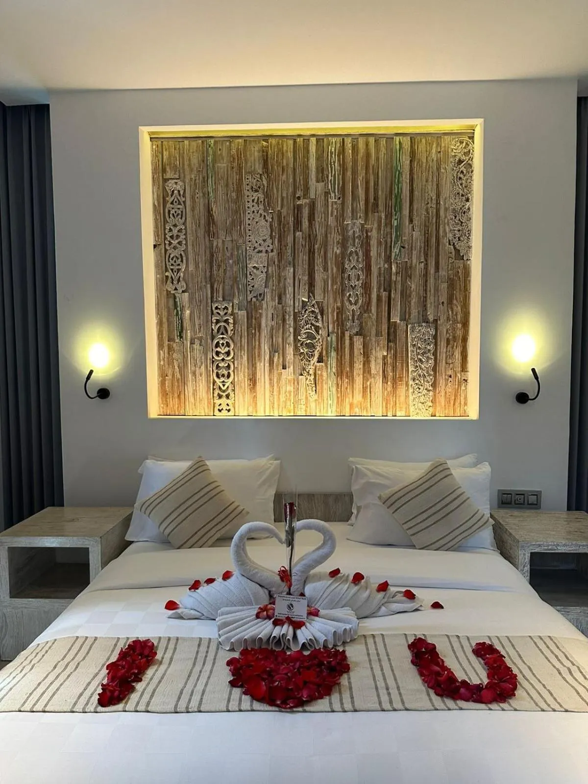 Bed in Taman Mesari Luxury Villas-Seminyak