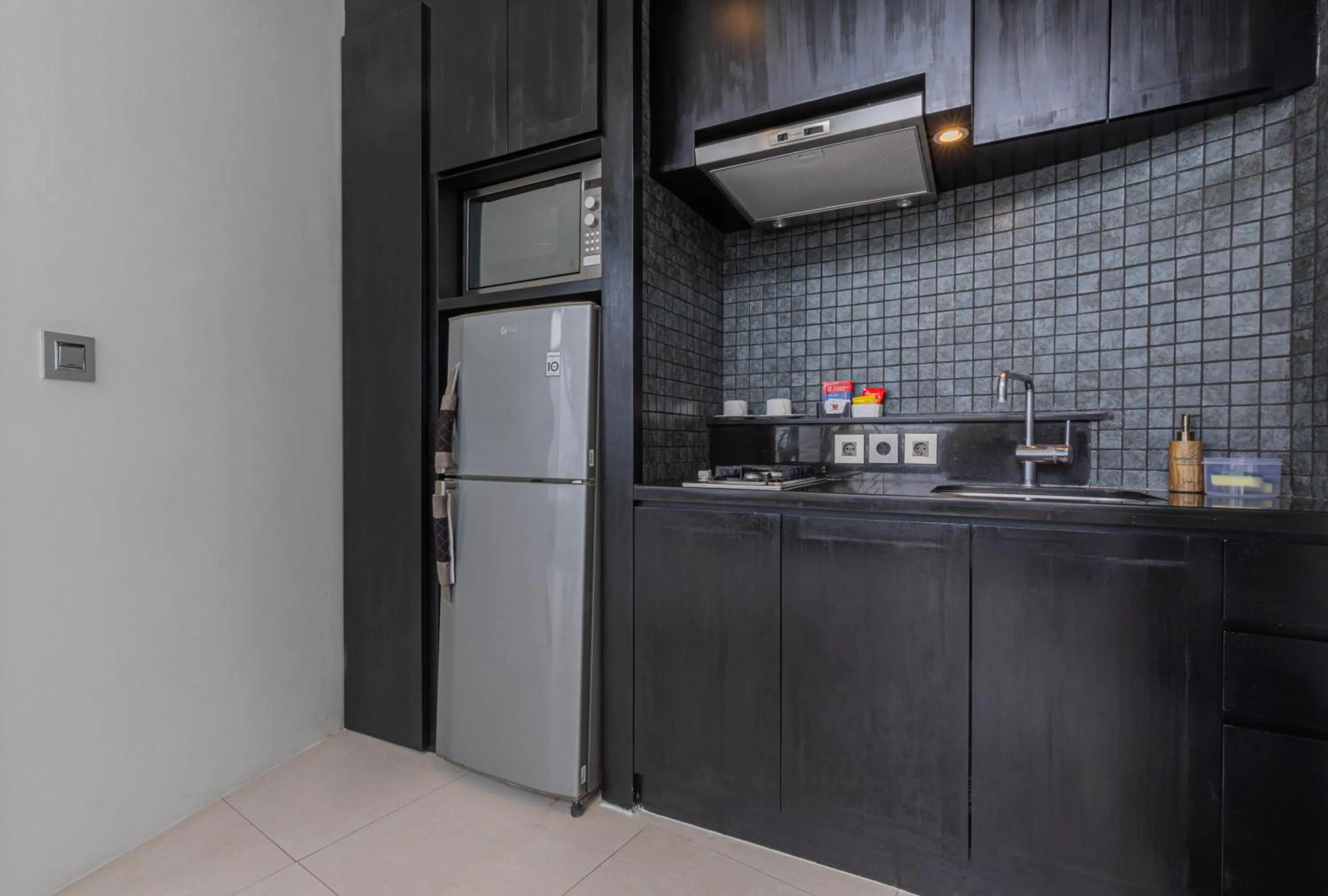 Kitchen or kitchenette in Taman Mesari Luxury Villas-Seminyak
