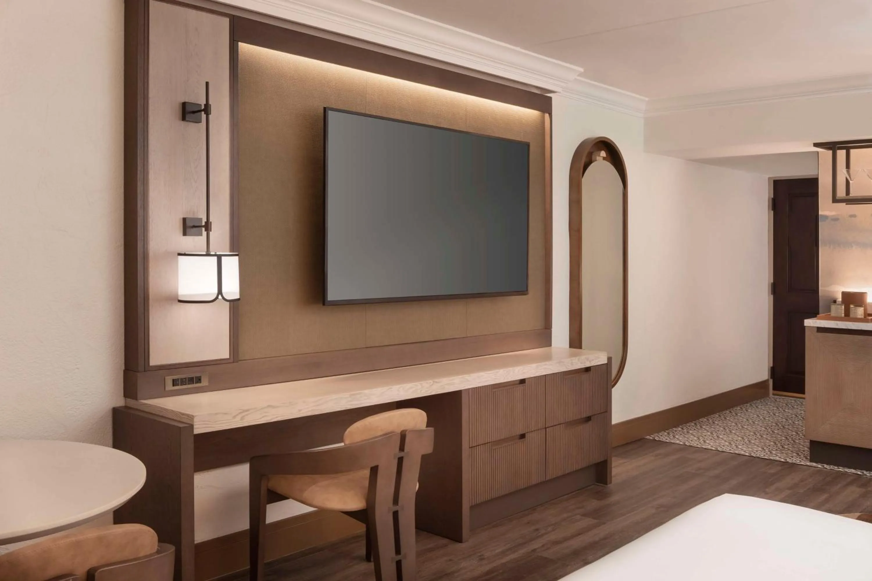 Bedroom, Bed in The Scottsdale Resort & Spa, Curio Collection by Hilton