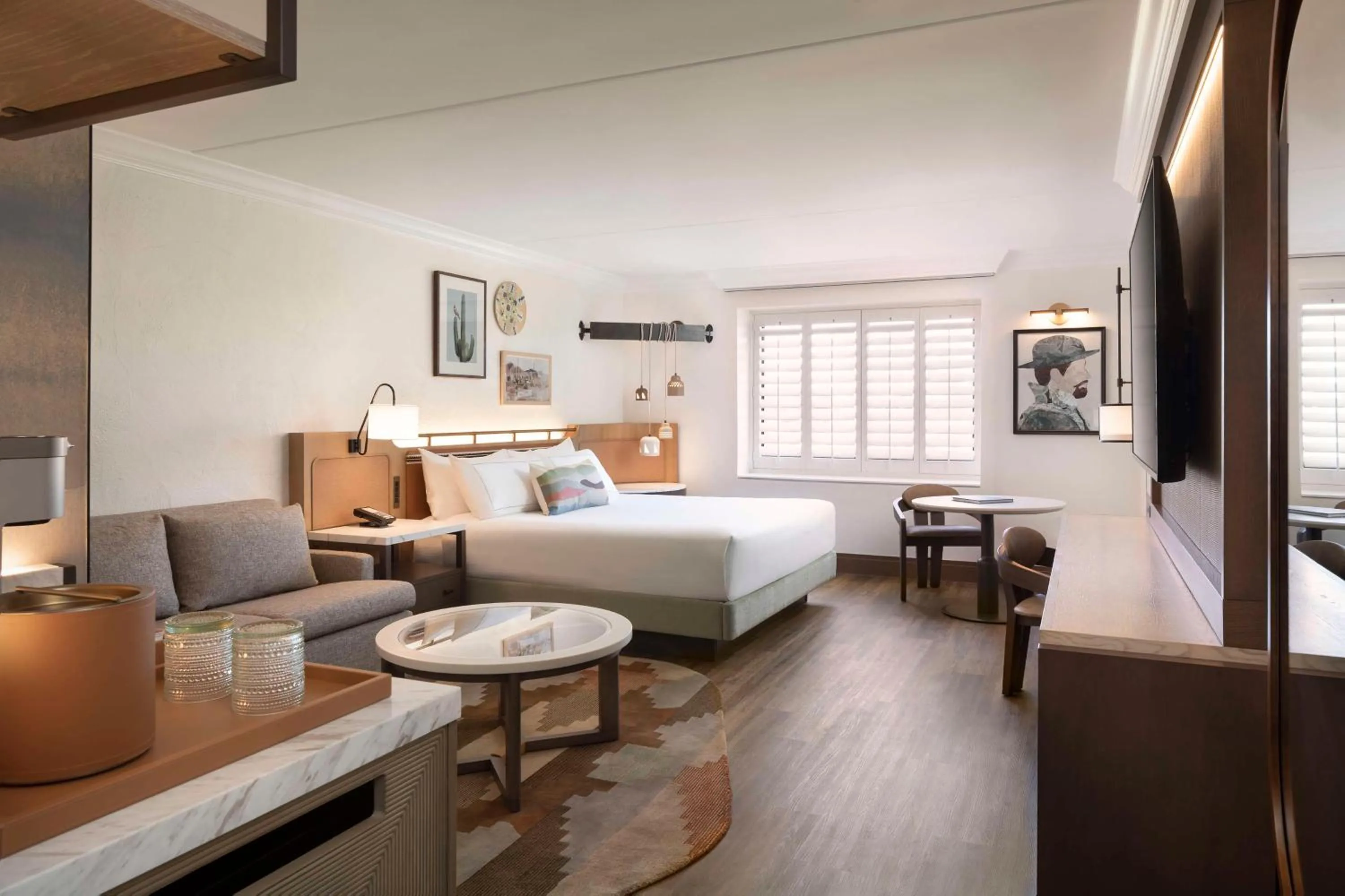 Bedroom, Bed in The Scottsdale Resort & Spa, Curio Collection by Hilton