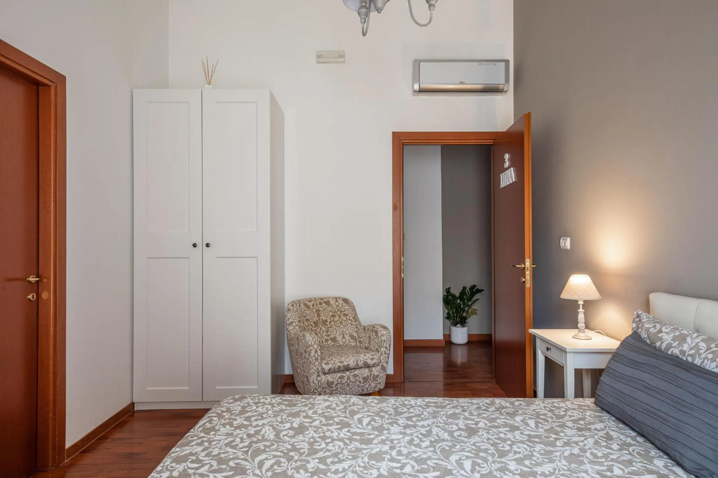 Photo of the whole room, Bed in B&B della Stazione