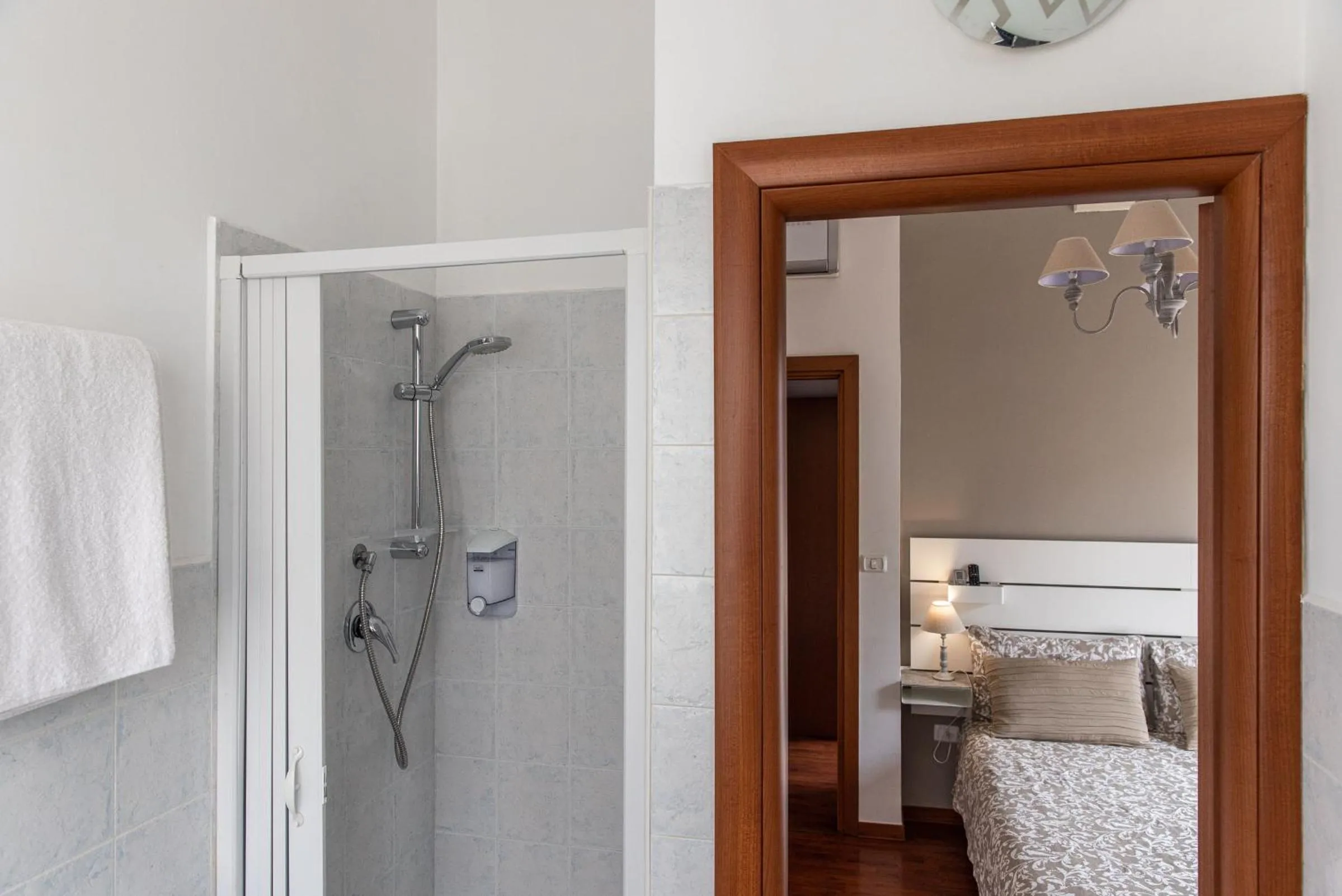 Shower in B&B della Stazione