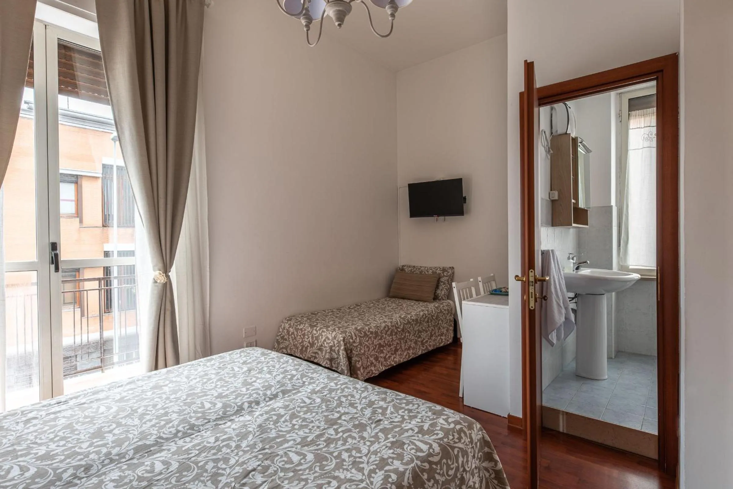 Bed in B&B della Stazione