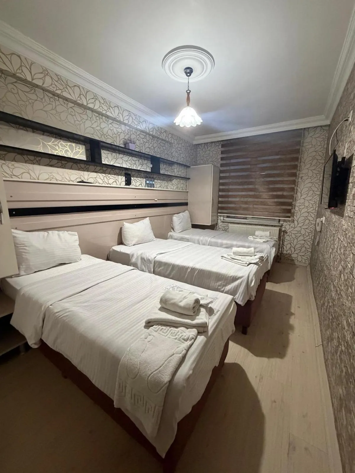 Bed in Balkan Palace Edirne