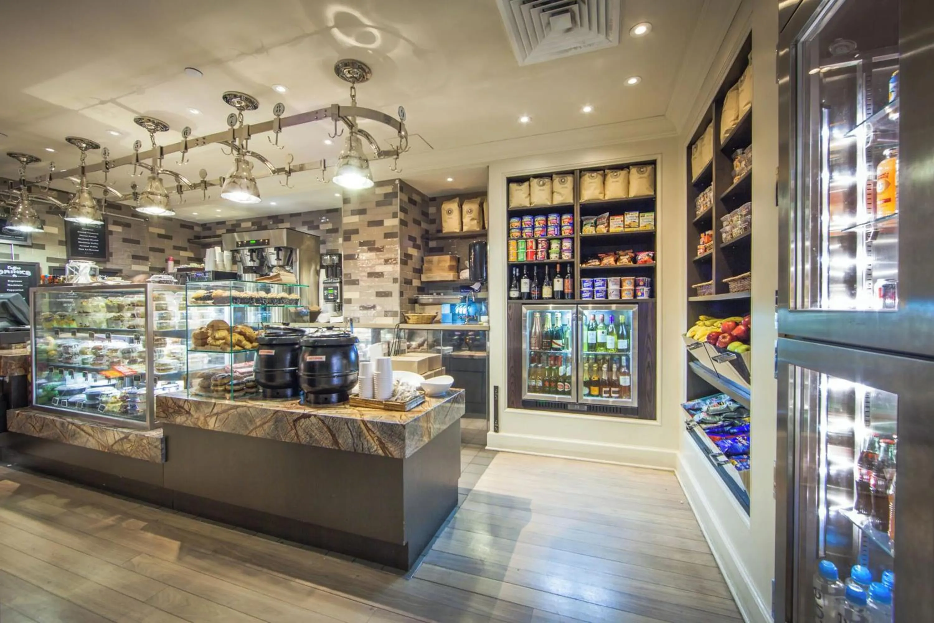 Food and drinks in Park Central Hotel New York