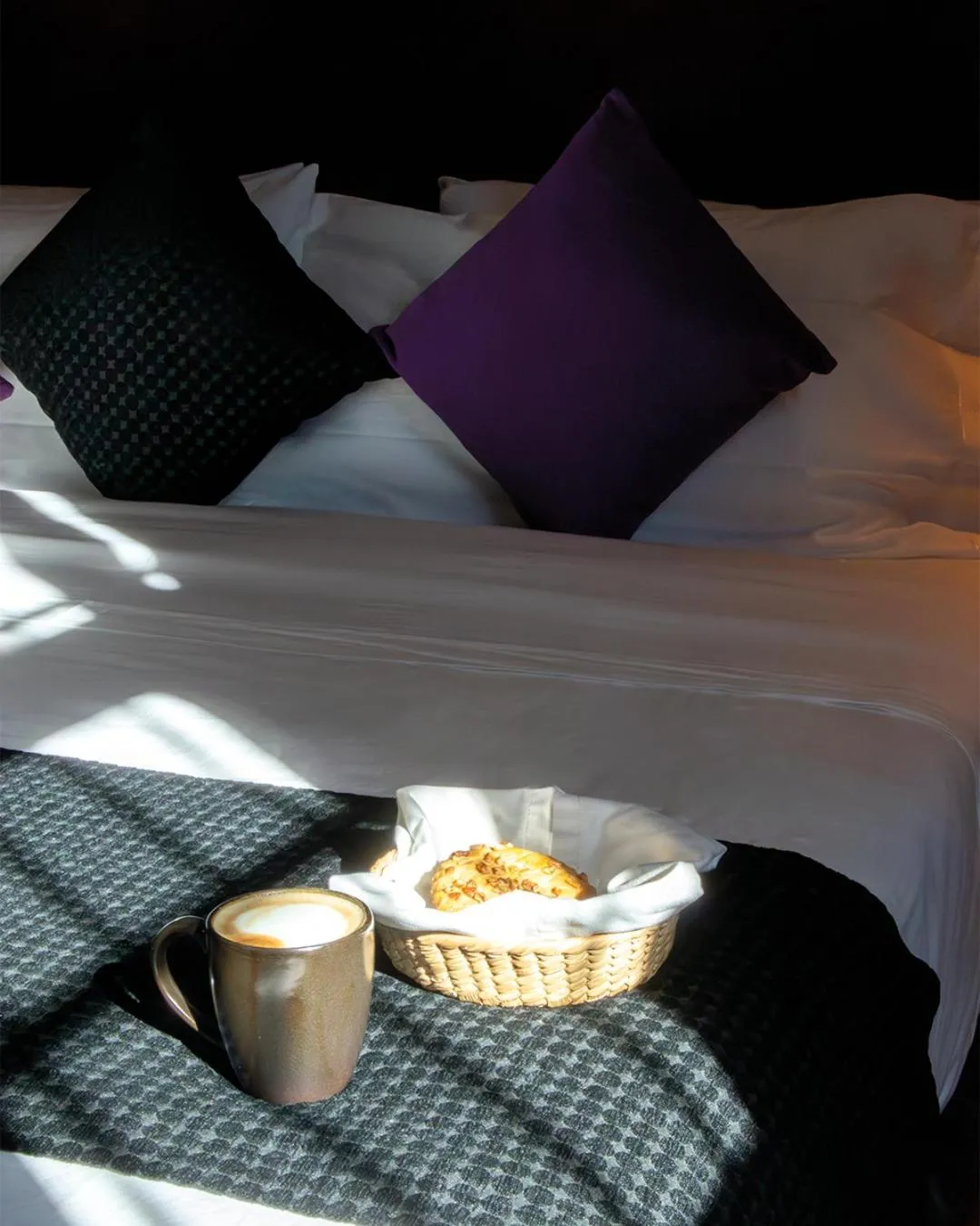 room service, Bed in Casa de la Luz Hotel Boutique