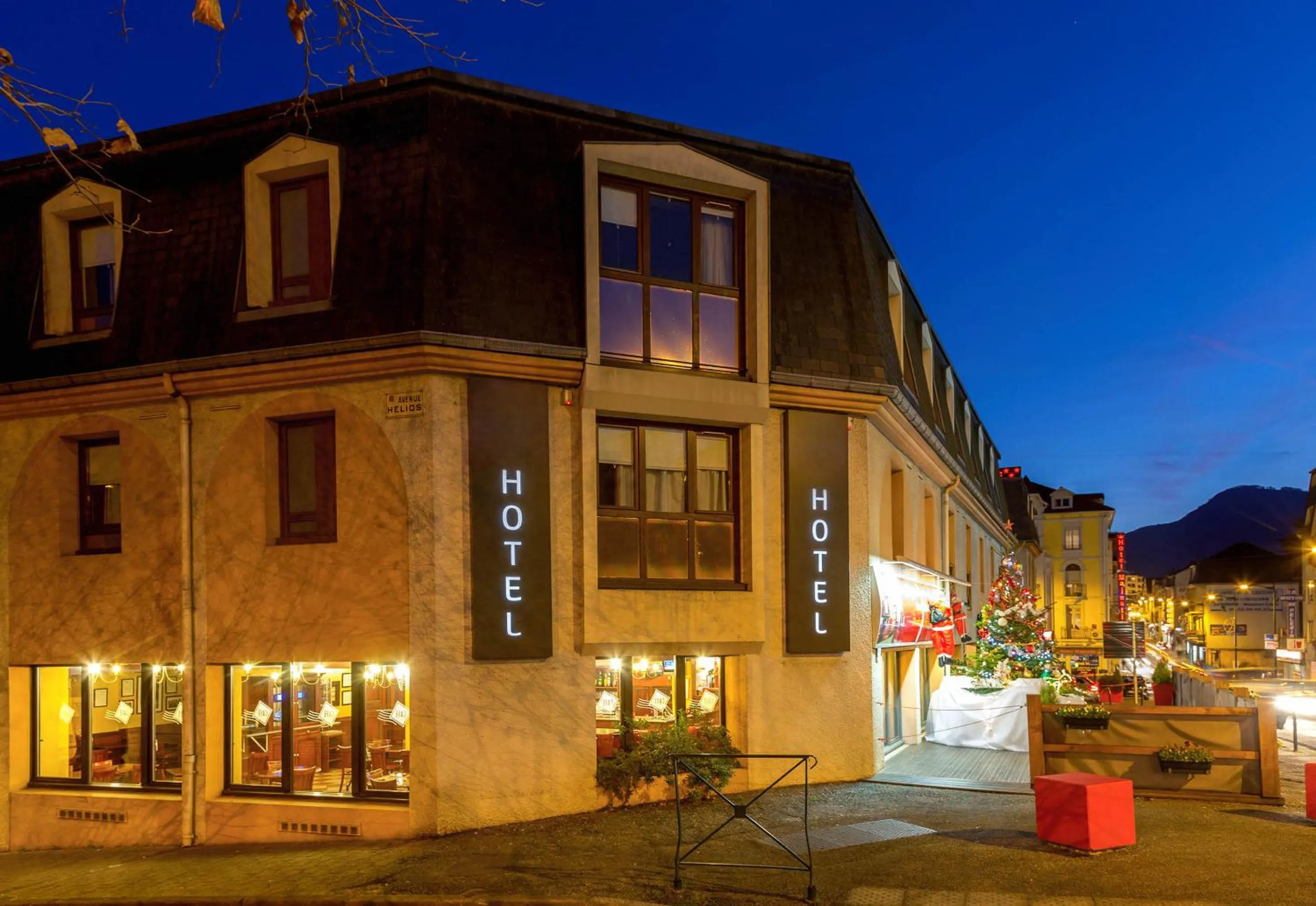 Property building in ibis Lourdes Centre Gare