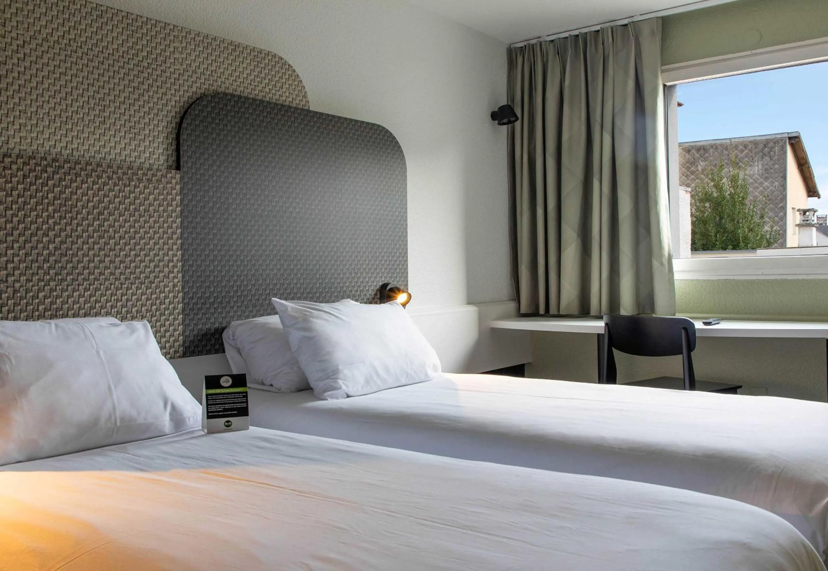 Bedroom, Bed in B&B HOTEL Lourdes Centre Gare 3 étoiles