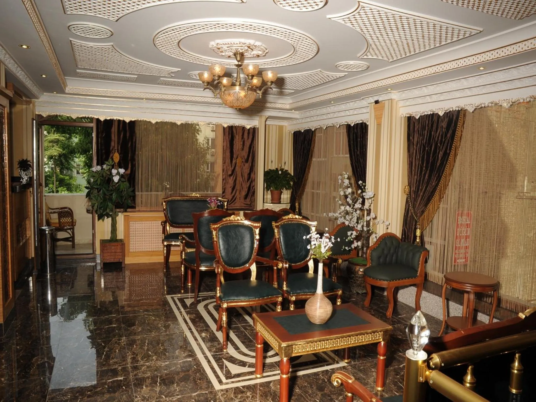 Lobby or reception in Alfa Hotel