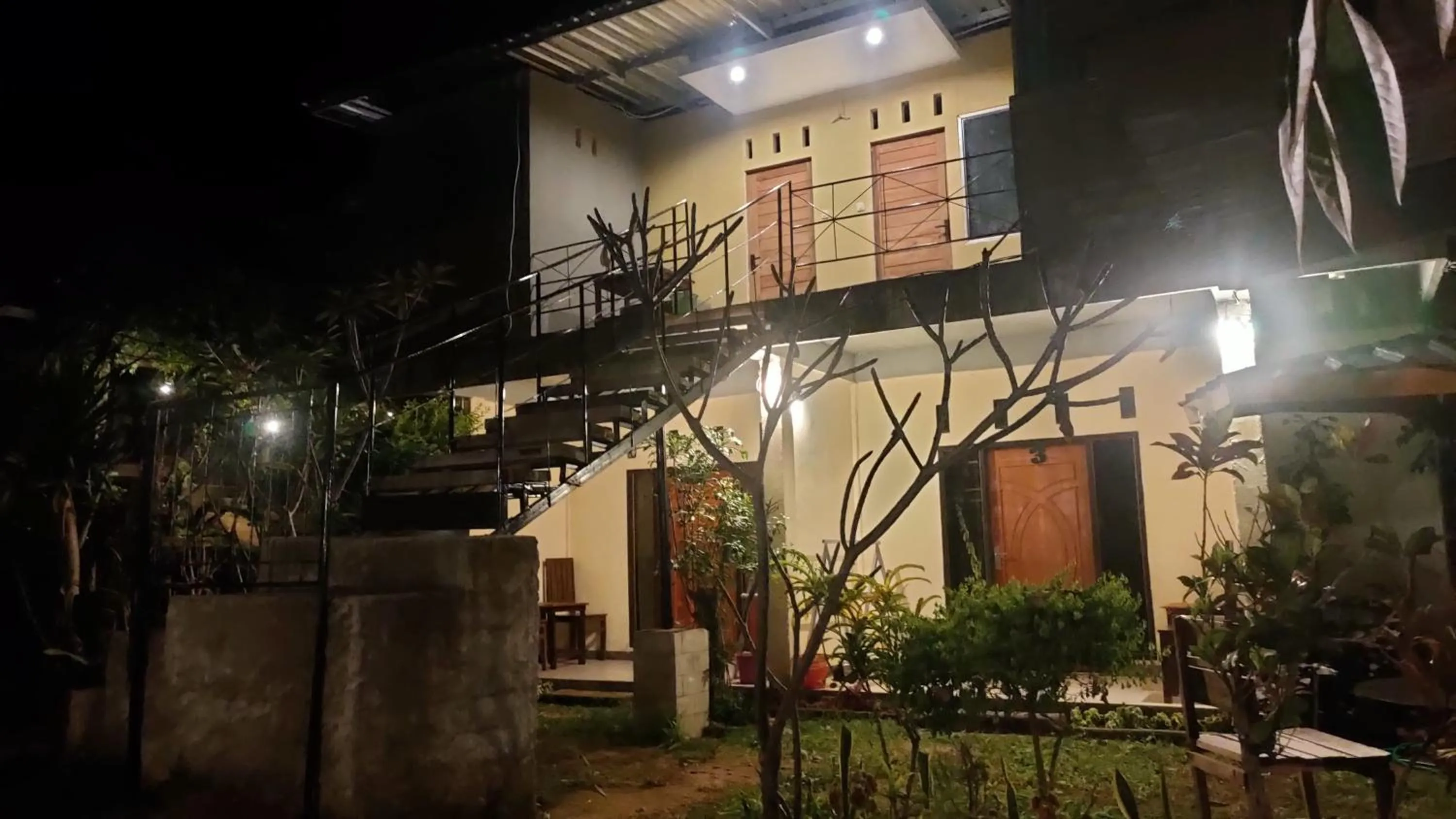 Angin Mamiri Rinjani Cottages And Restaurant