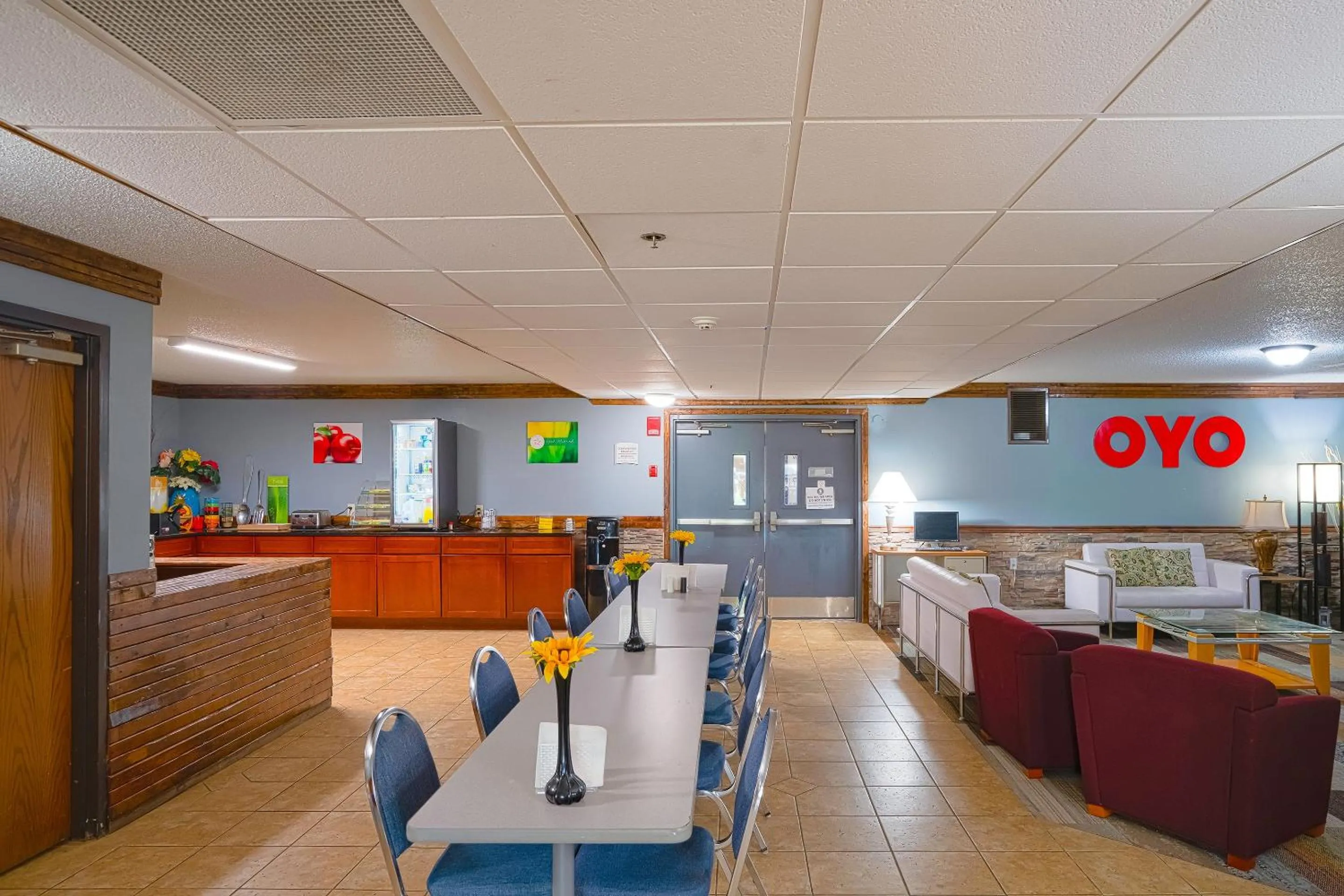 Breakfast in OYO Hotel Redwood Falls near Jackpot Casino