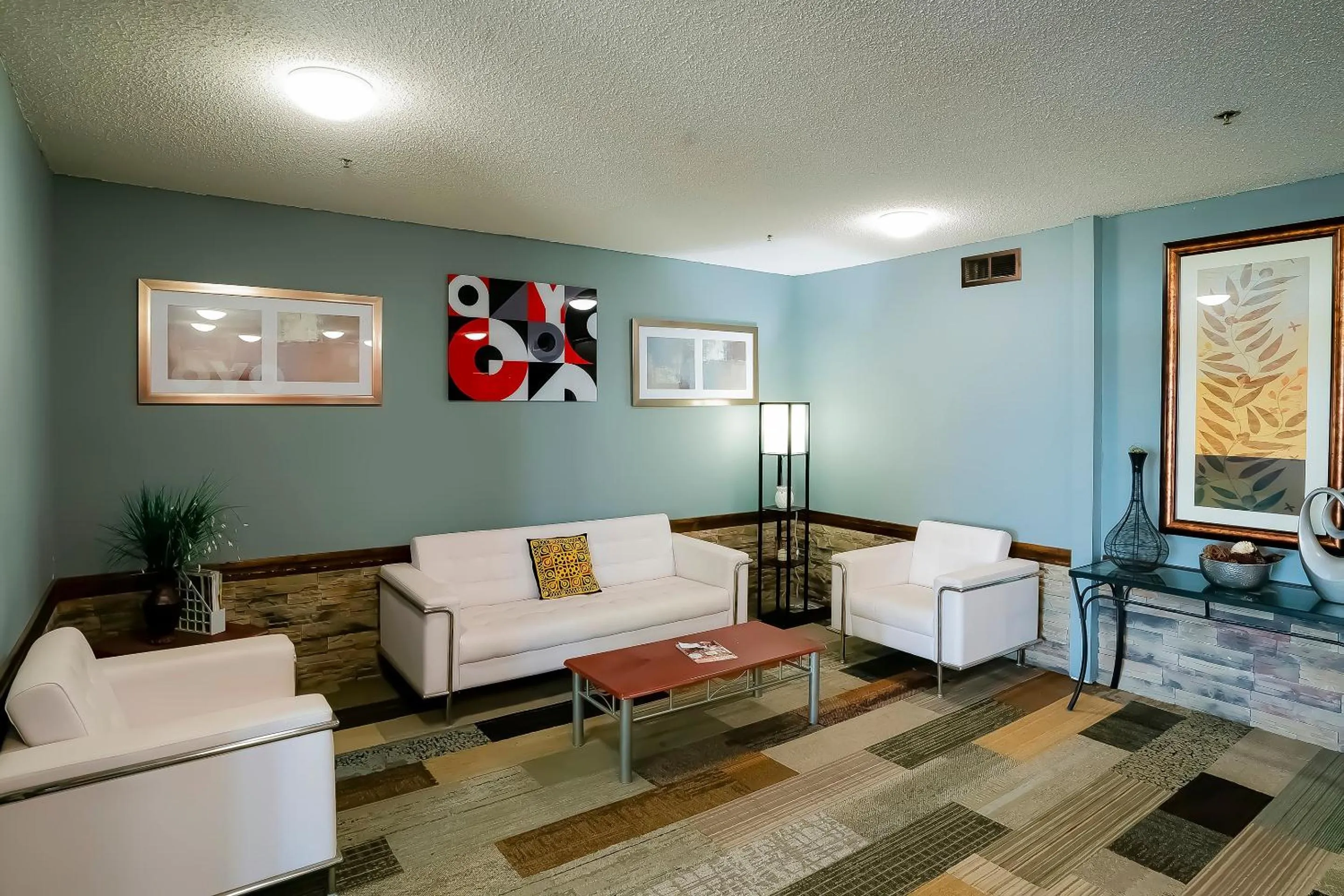 Lobby or reception in OYO Hotel Redwood Falls near Jackpot Casino
