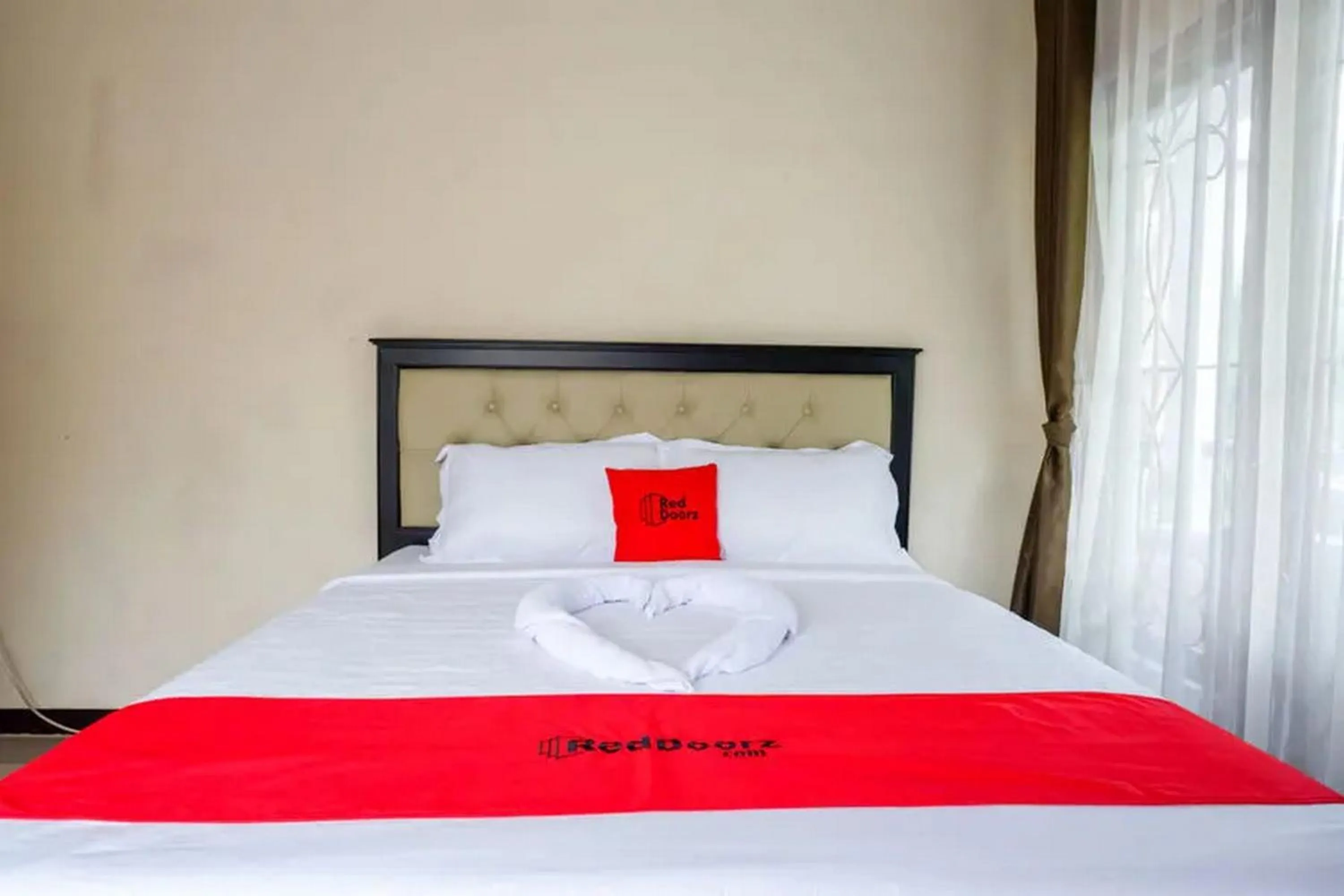 Bedroom, Bed in RedDoorz at Makale Tana Toraja