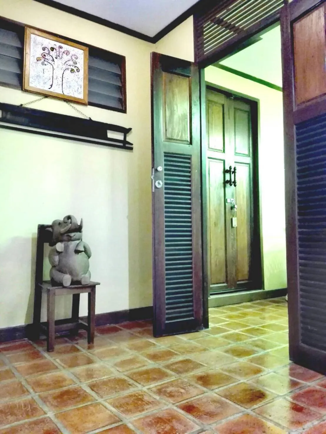 Facade/entrance in Luang Chumni Village