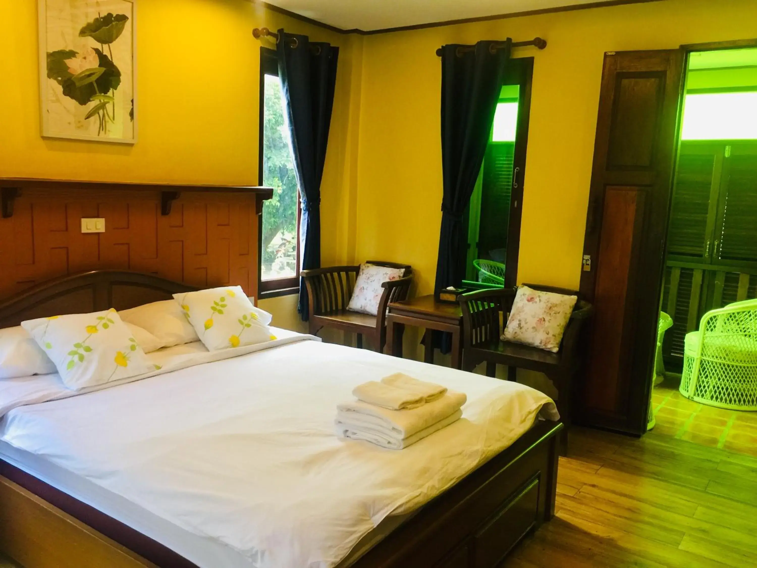 Deluxe Double Room with Balcony in Luang Chumni Village Deluxe Double Room with Balcony in Luang Chumni Village