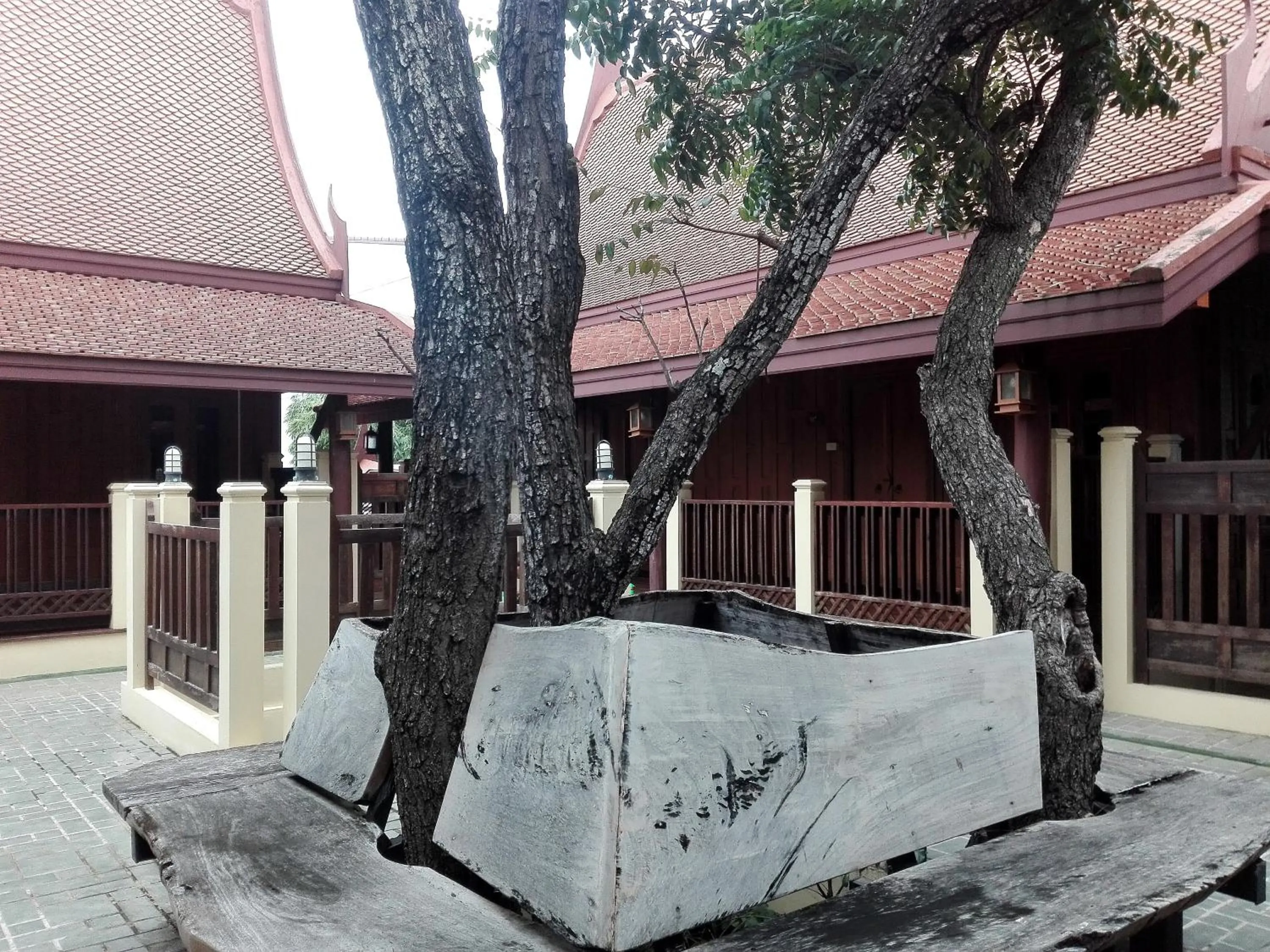 Luang Chumni Village