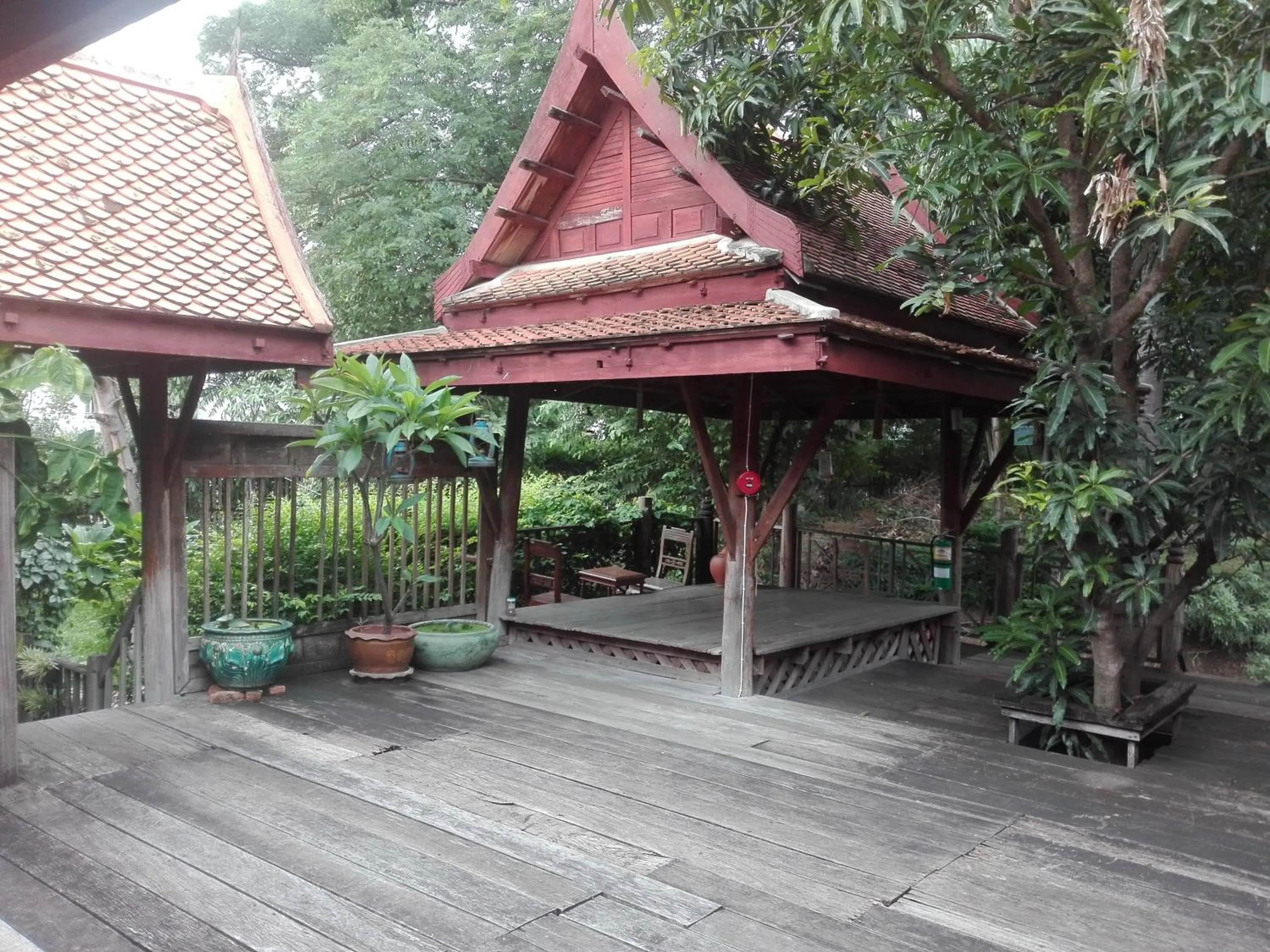 Luang Chumni Village