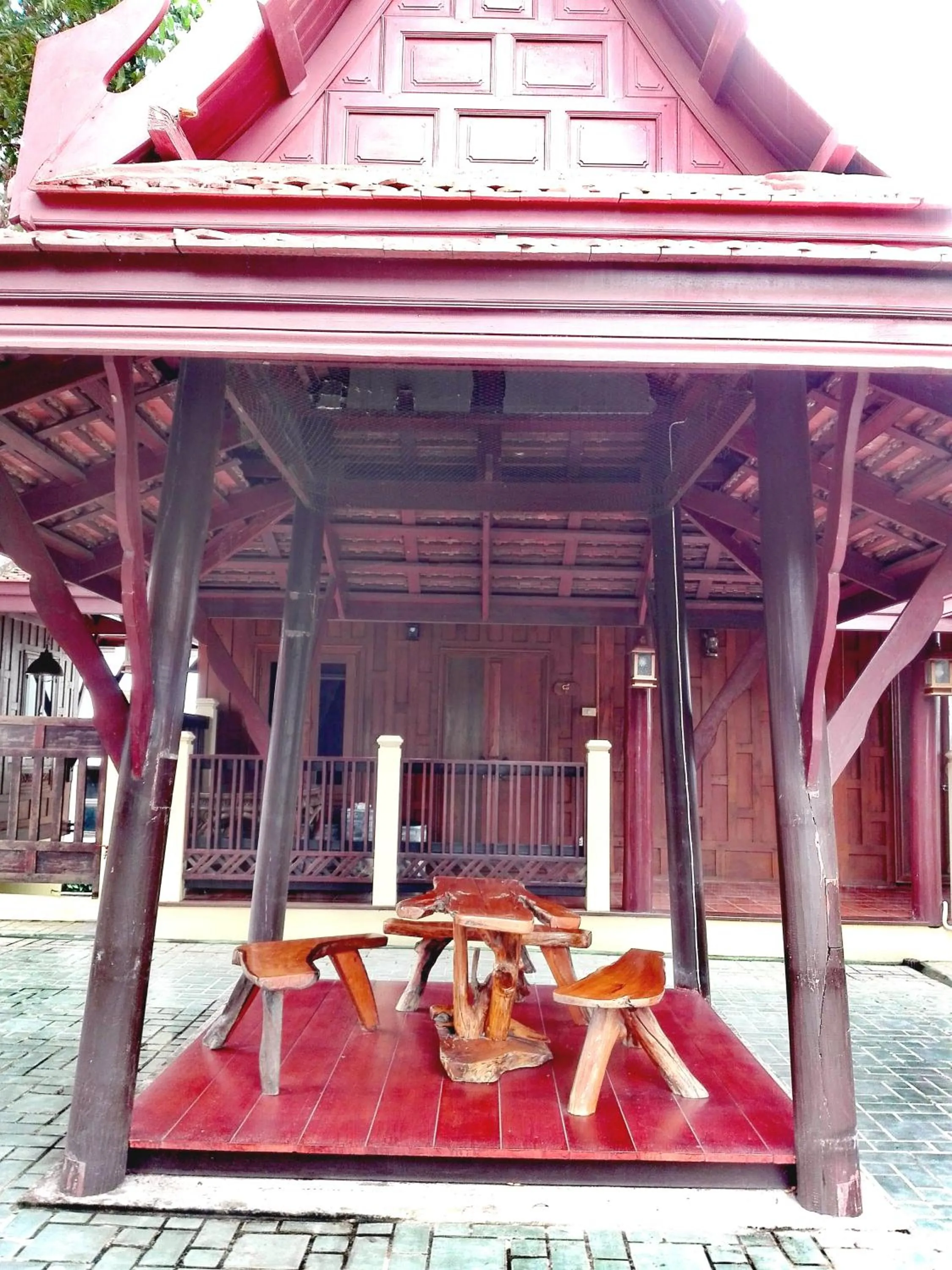 Luang Chumni Village