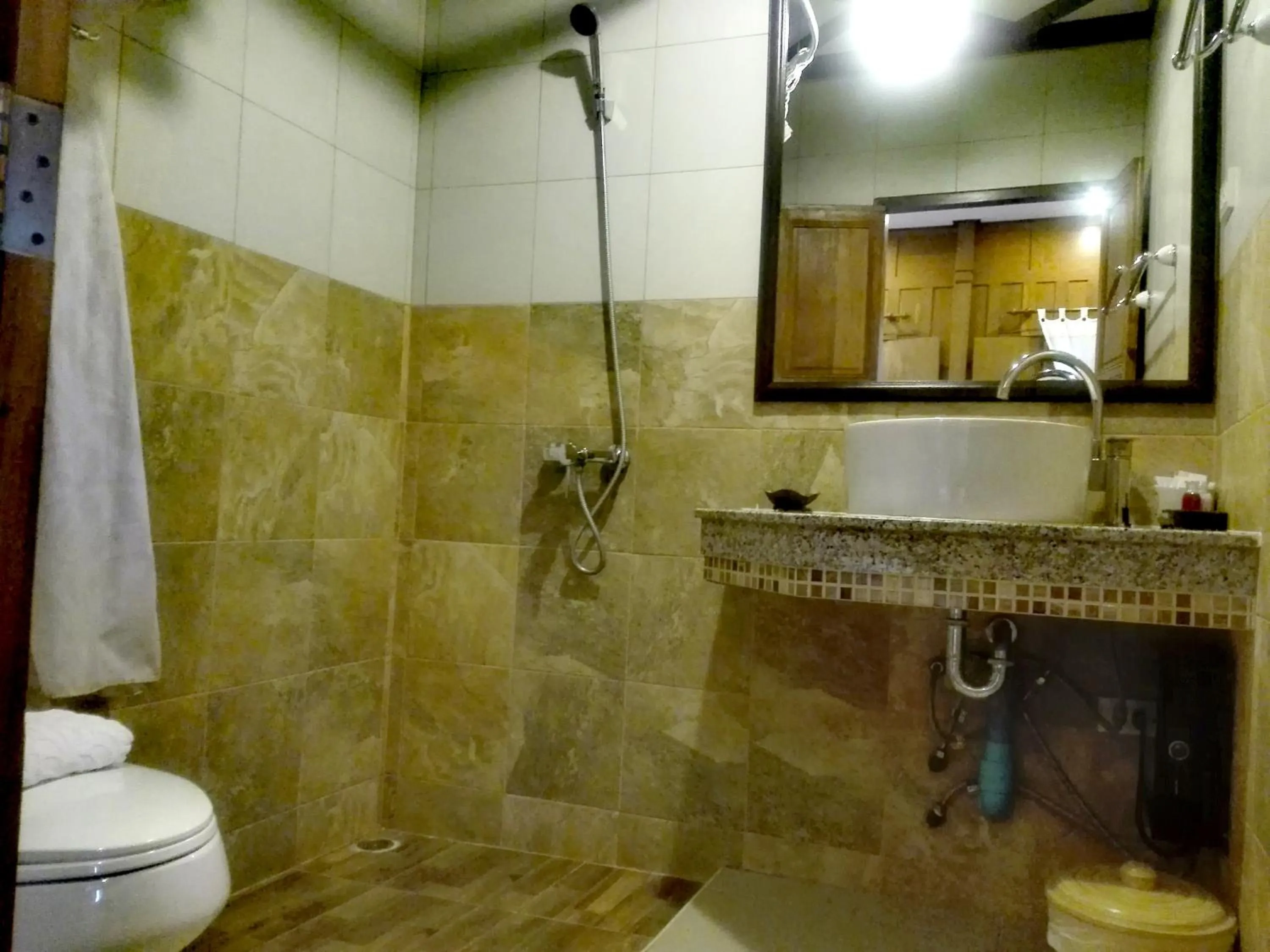 Bathroom in Luang Chumni Village