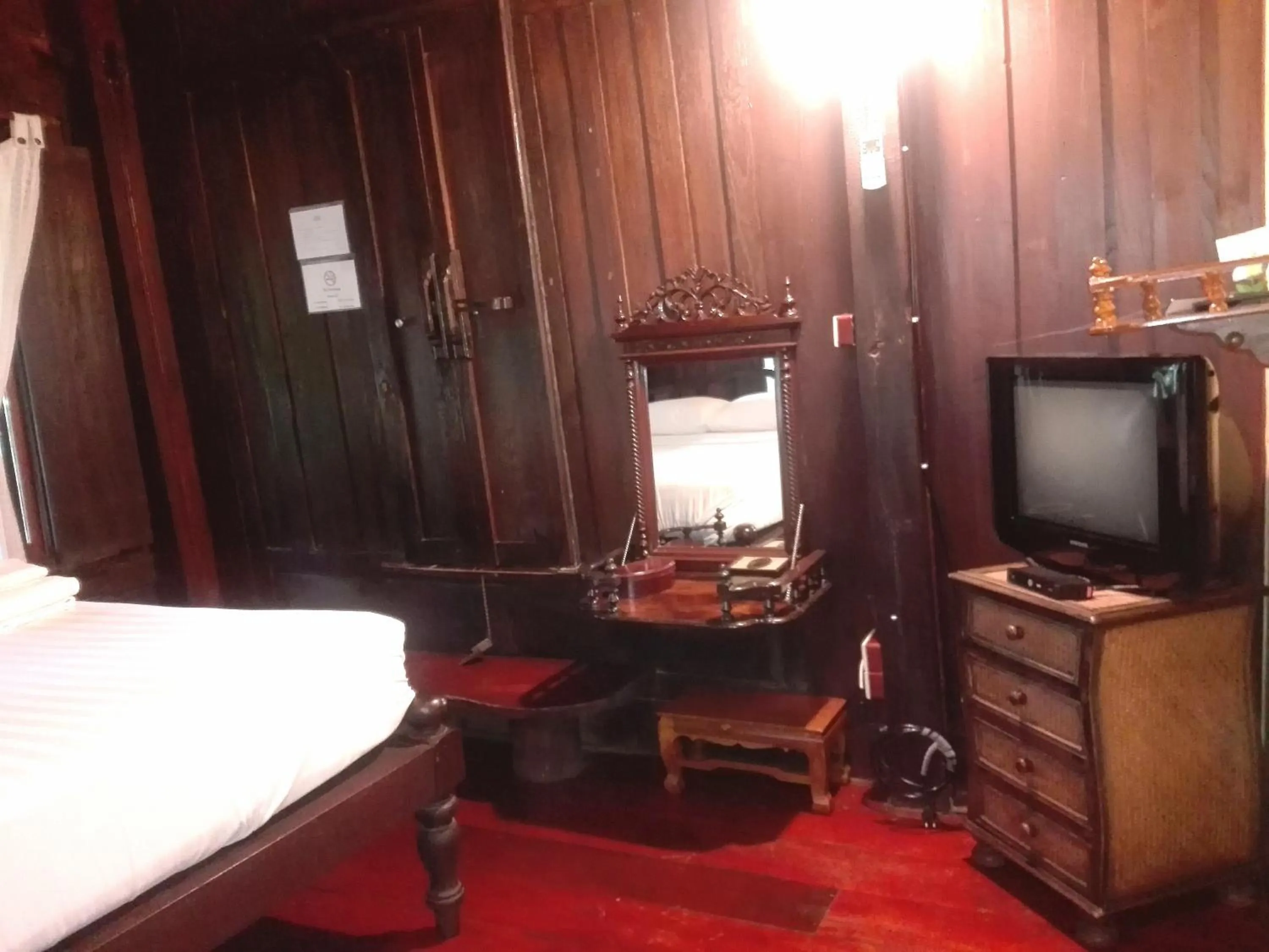 Bed in Luang Chumni Village