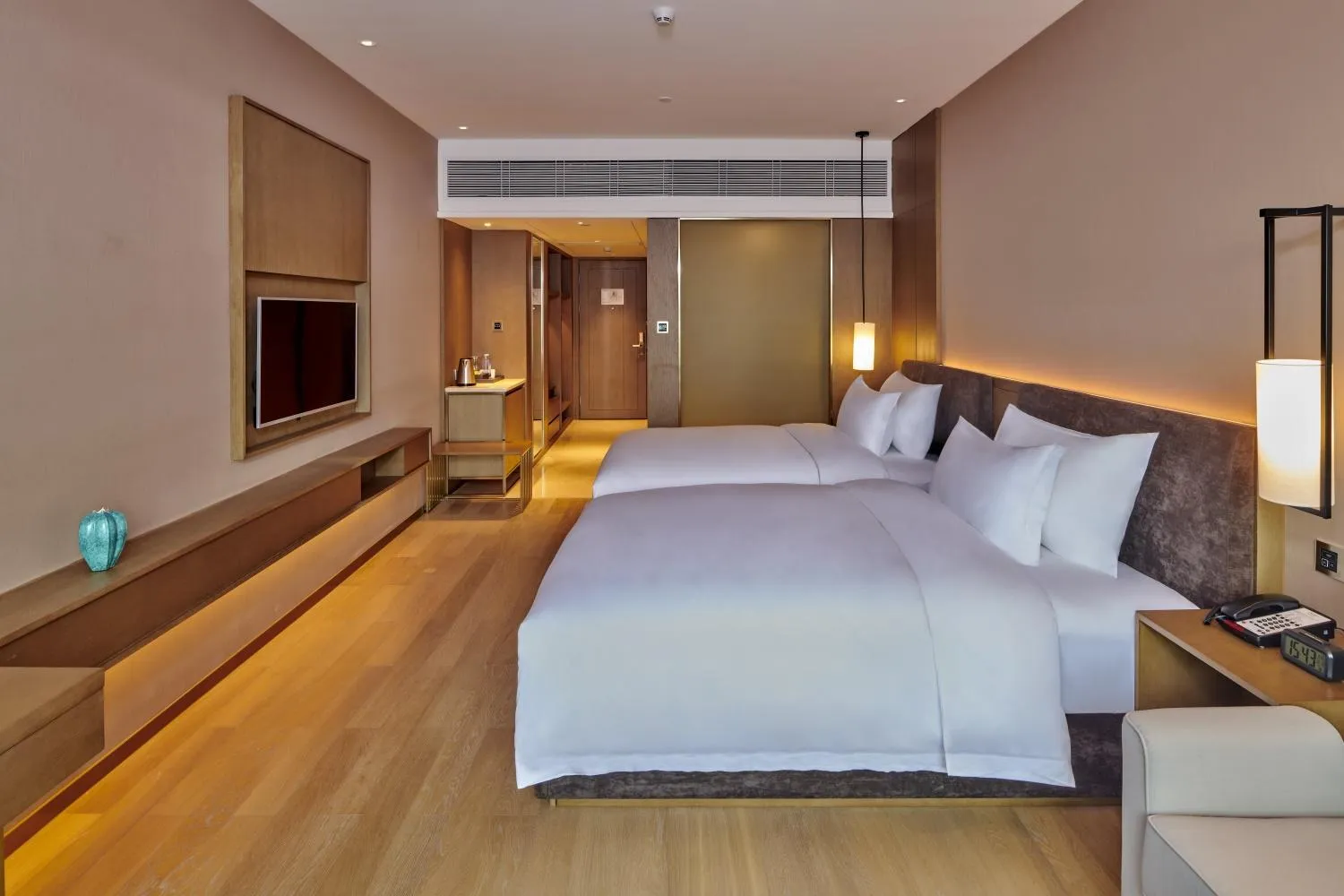 Bed in LIUZHOU PENGYI Hotel