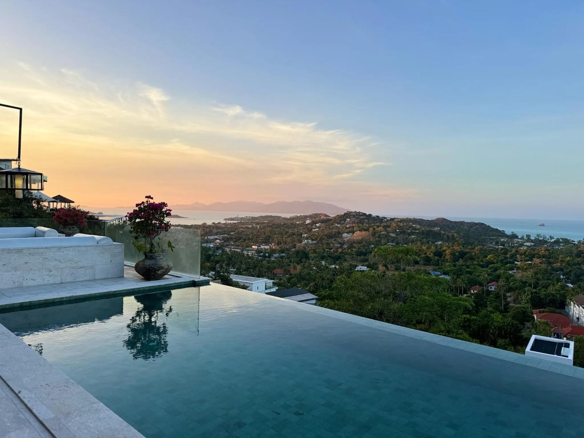 Villa Belle - fully serviced private sea view villa with an award winning in-house cook